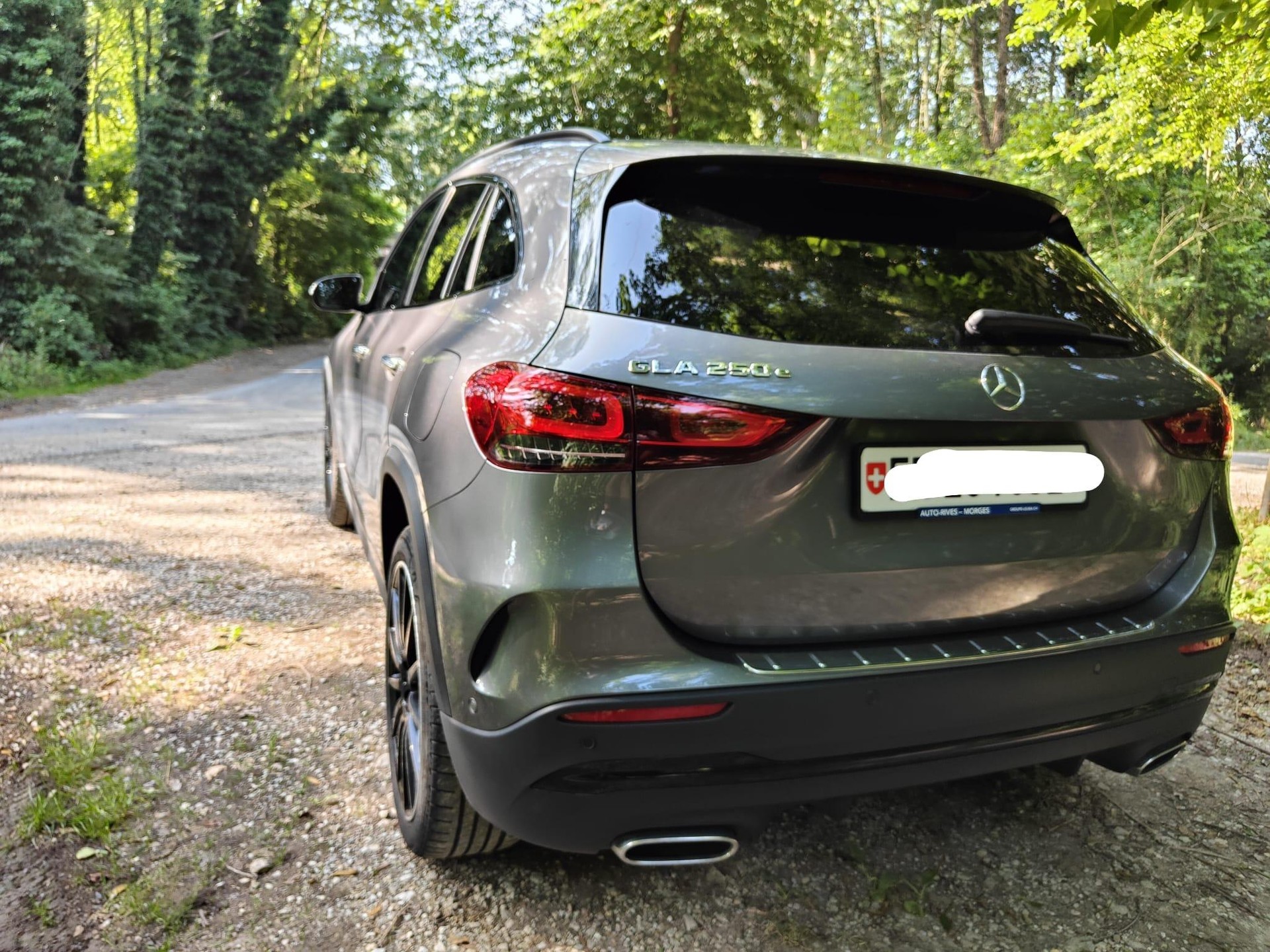 MERCEDES-BENZ GLA 250 e AMG Line - 10