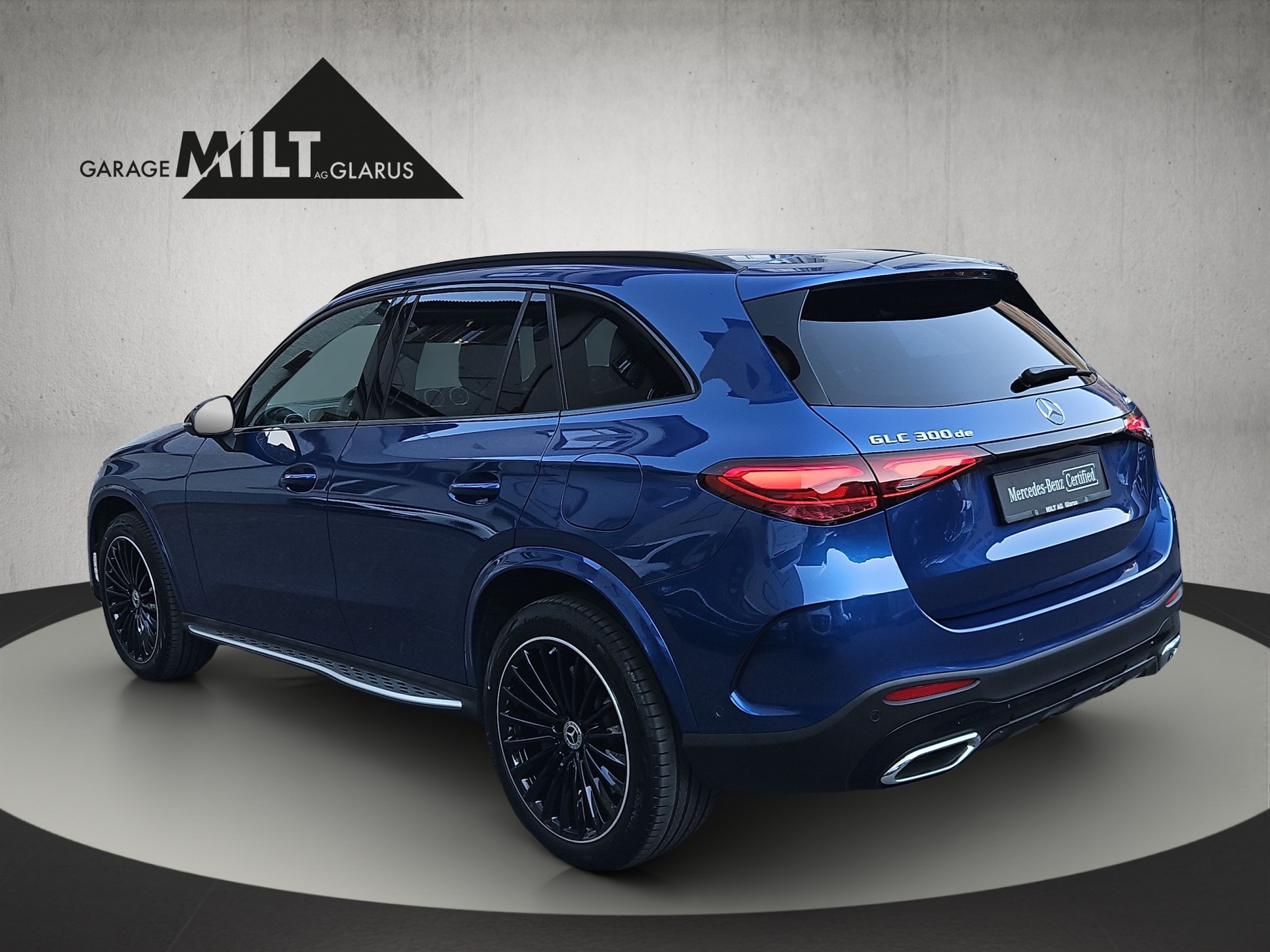 MERCEDES-BENZ GLC 300 de AMG Line 4matic - 7