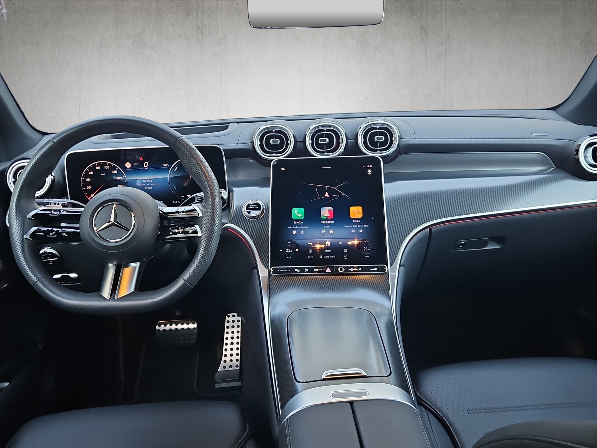 MERCEDES-BENZ GLC 300 de AMG Line 4matic - 12