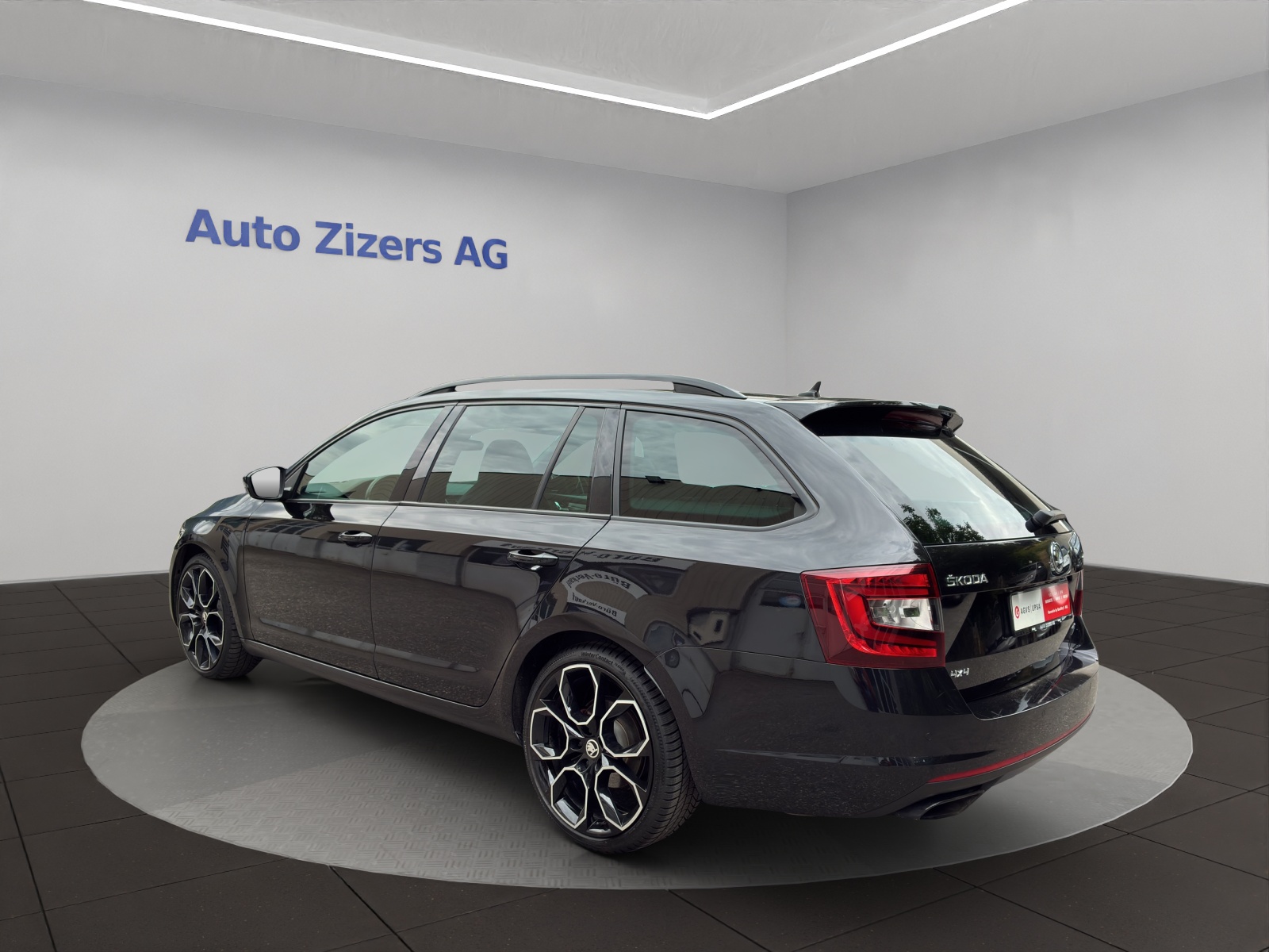 SKODA Octavia Combi 2.0 TDI RS 4x4 DSG - 4