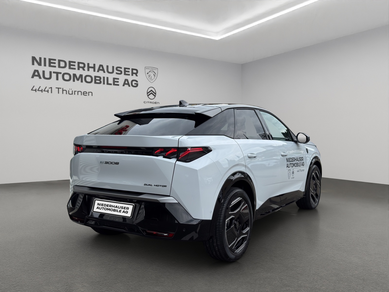 PEUGEOT 3008 e-Launch Edition AWD - 3