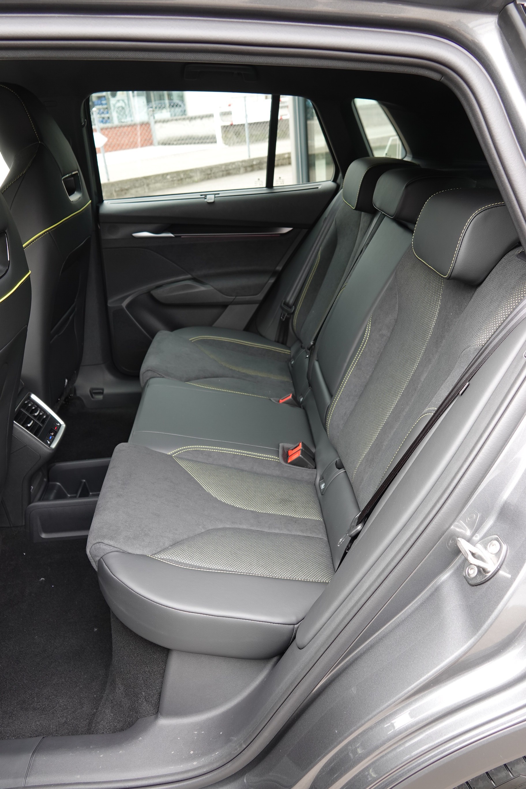 SKODA Elroq 85 RS 4x4 - 14