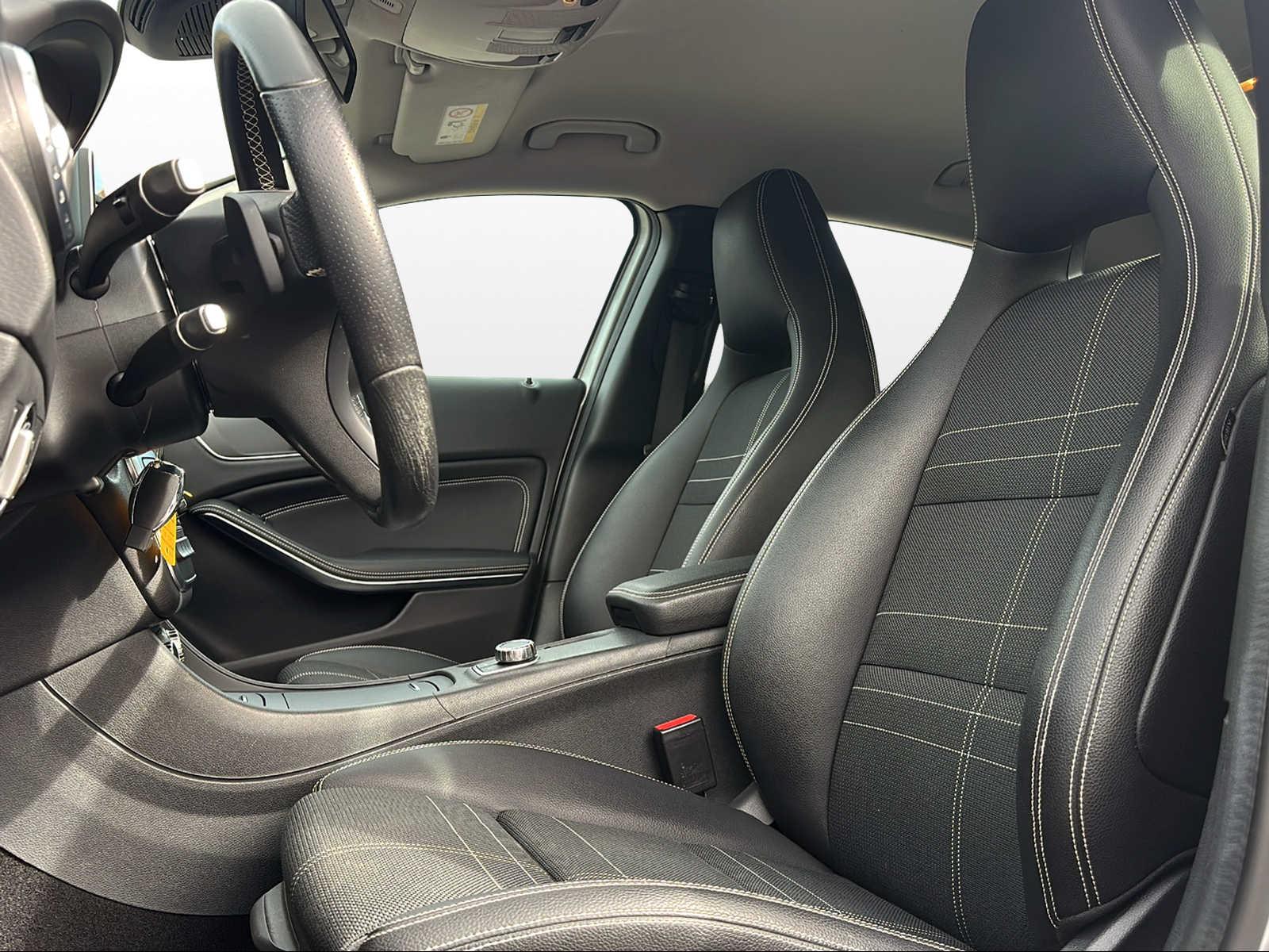 MERCEDES-BENZ GLA 250 4m - 8