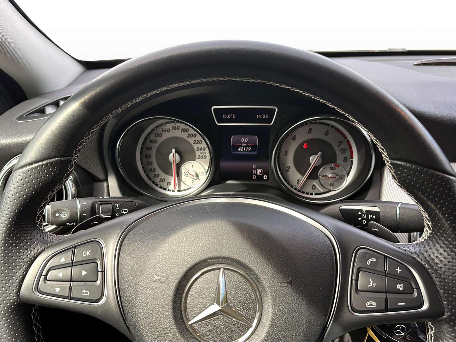 MERCEDES-BENZ GLA 250 4m - 10