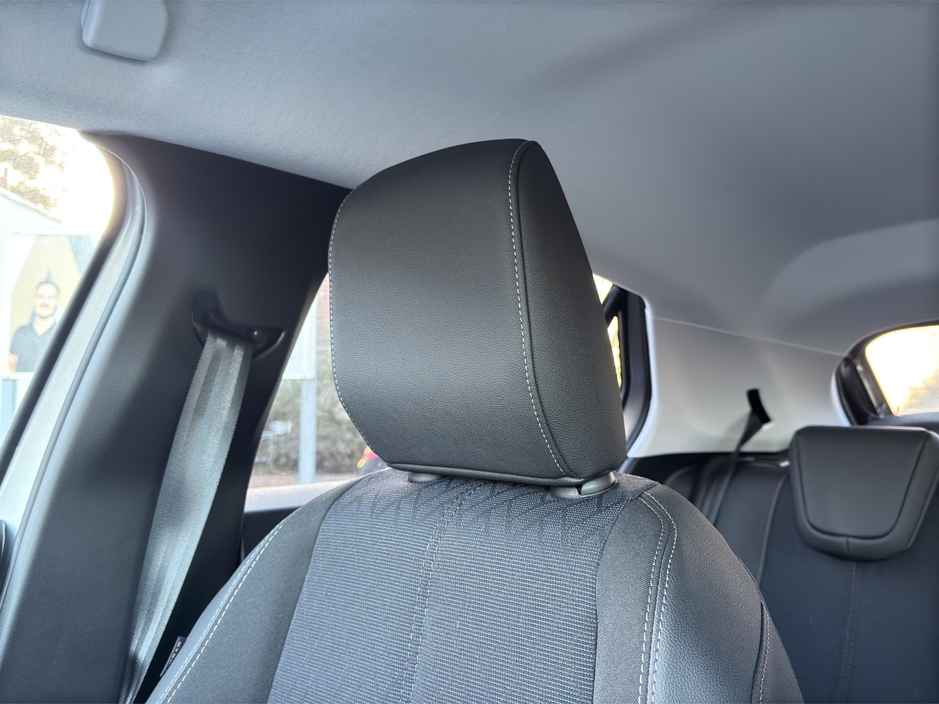 OPEL Corsa-e Elegance - 31