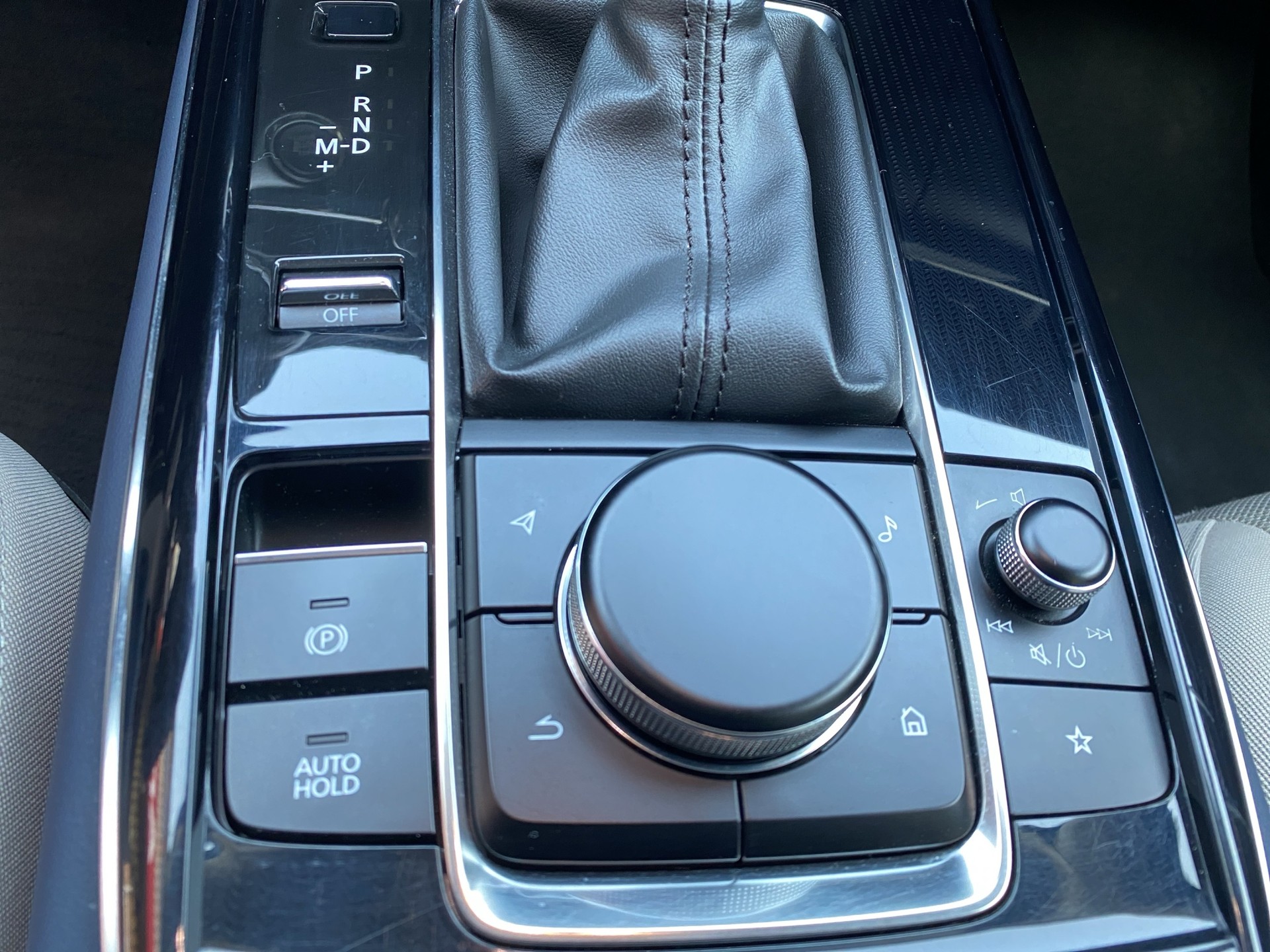 MAZDA CX-30 SKYACTIV-G M Hybrid 122 Revolution AWD Automat - 14