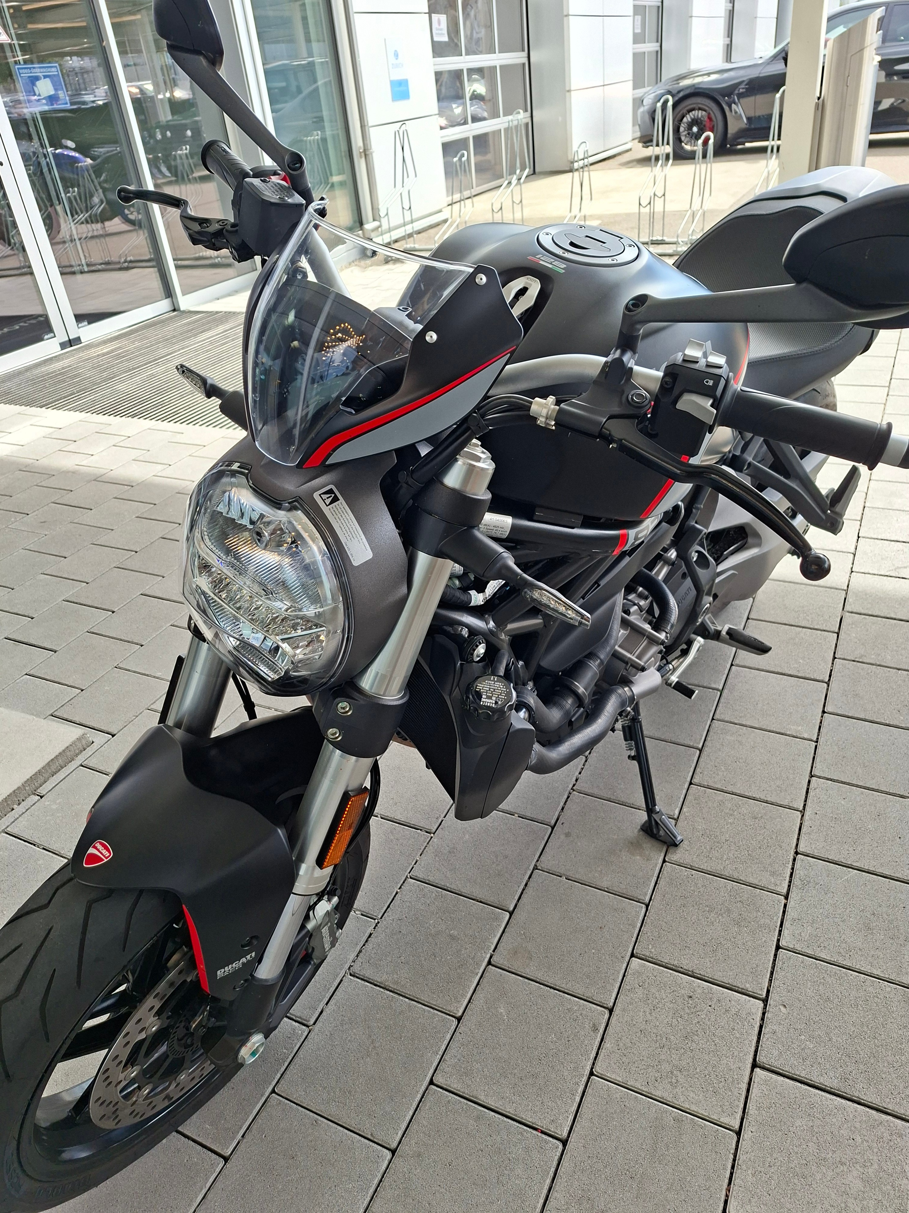 Fahrzeugbild 3