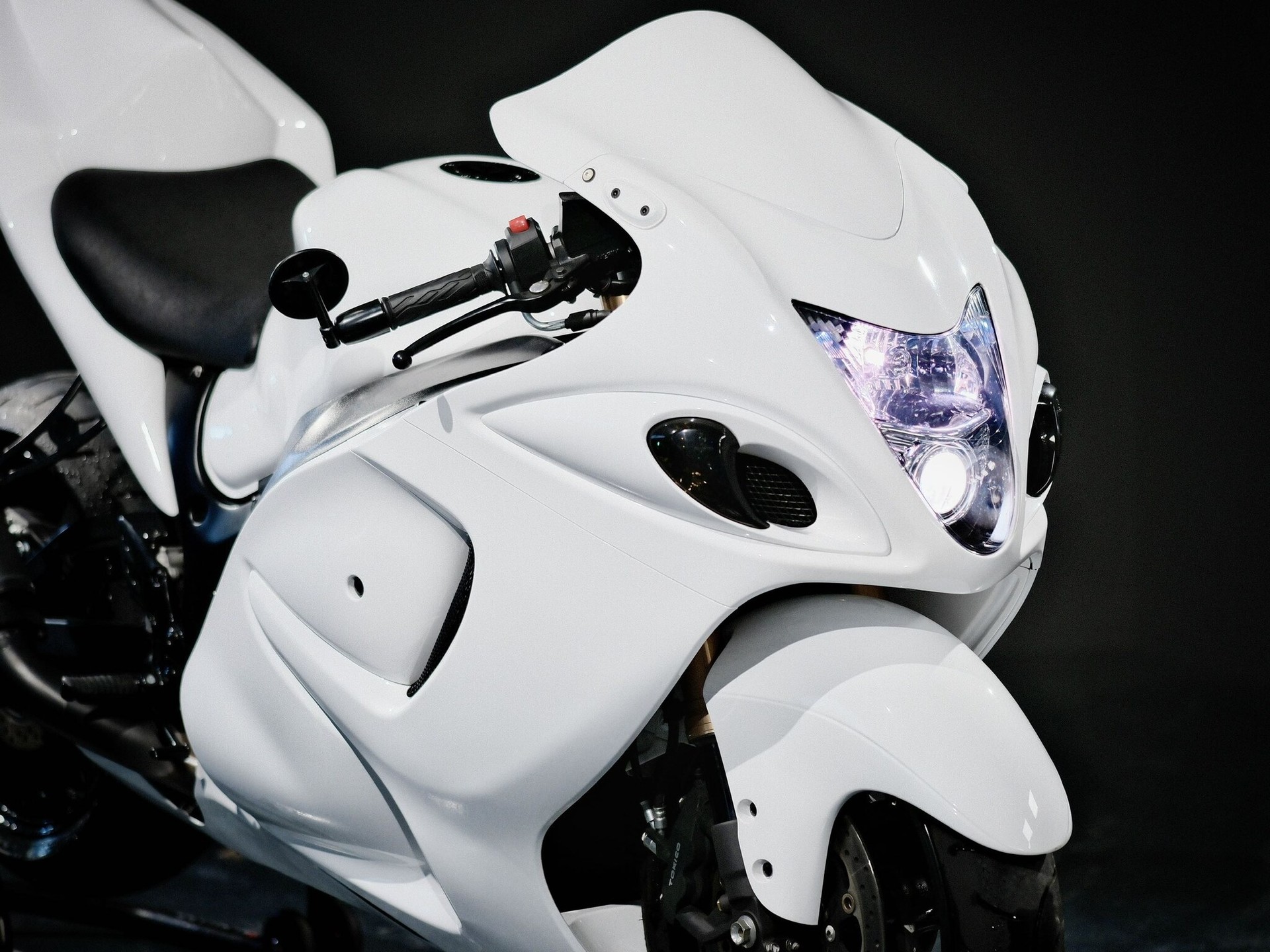 SUZUKI RZ Hayabusa K8 Streetfighter - 9