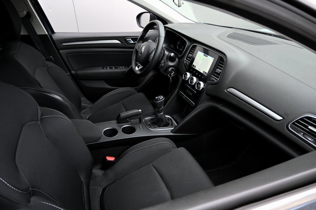 RENAULT Mégane Berline 1.3 16V Turbo Zen Facelift - 5