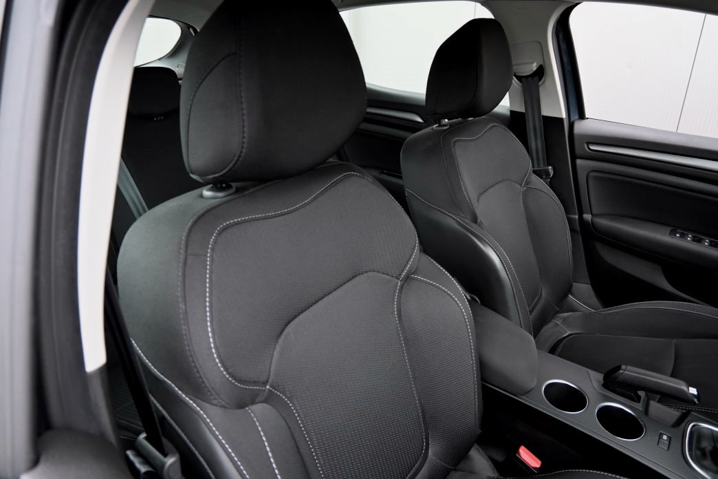 RENAULT Mégane Berline 1.3 16V Turbo Zen Facelift - 6