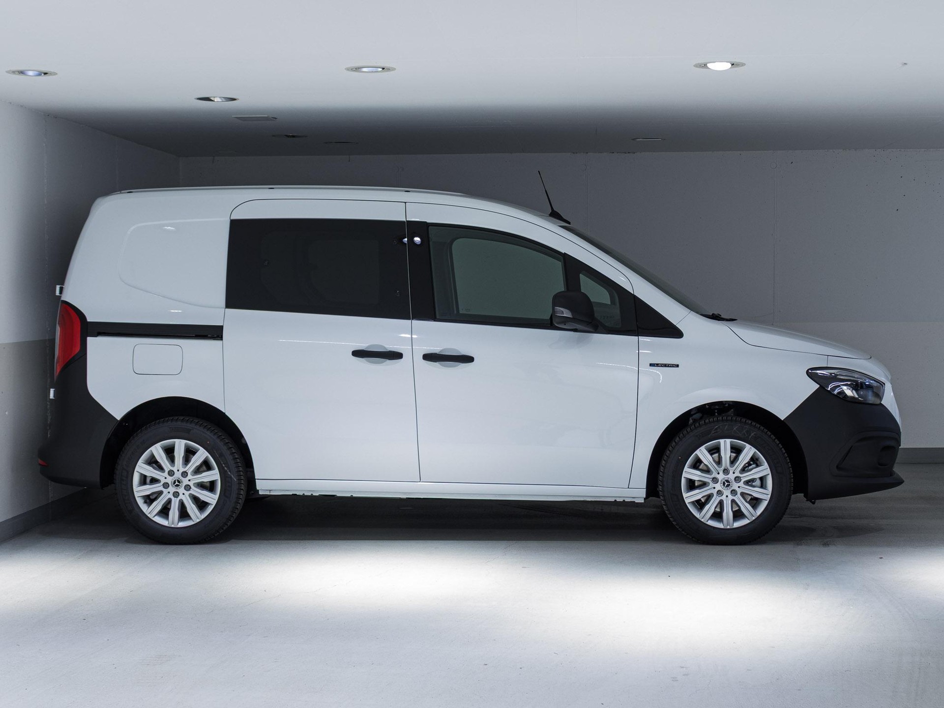 MERCEDES-BENZ eCitan Kasten BASE Standard - 2