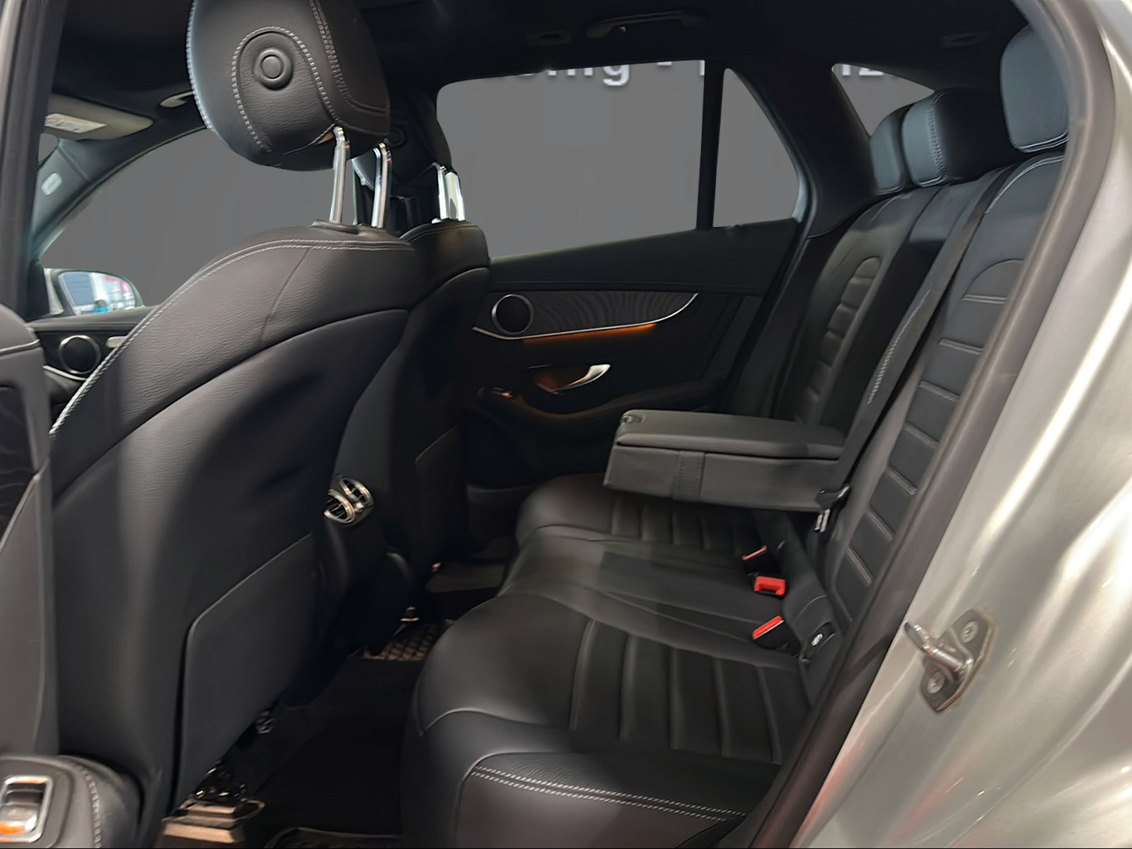 MERCEDES-BENZ GLC 250 AMG Line 4Matic 9G-Tronic - 12