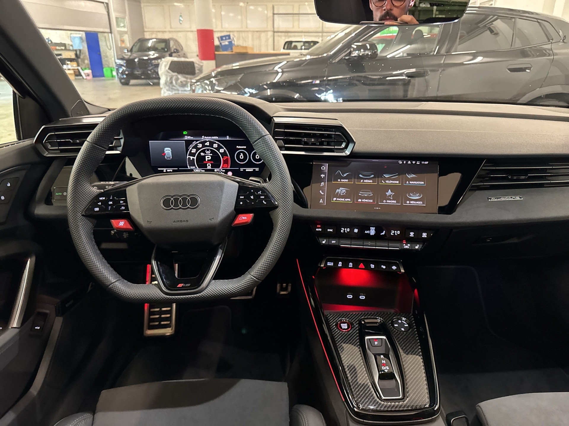 AUDI RS3 Sportback 2.5 TSI quattro S-tronic - 12