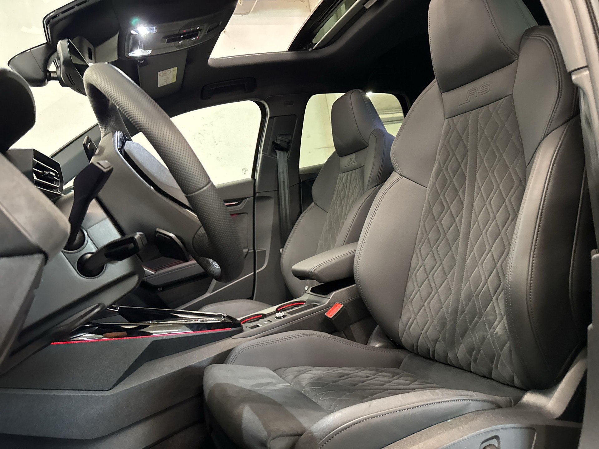 AUDI RS3 Sportback 2.5 TSI quattro S-tronic - 10
