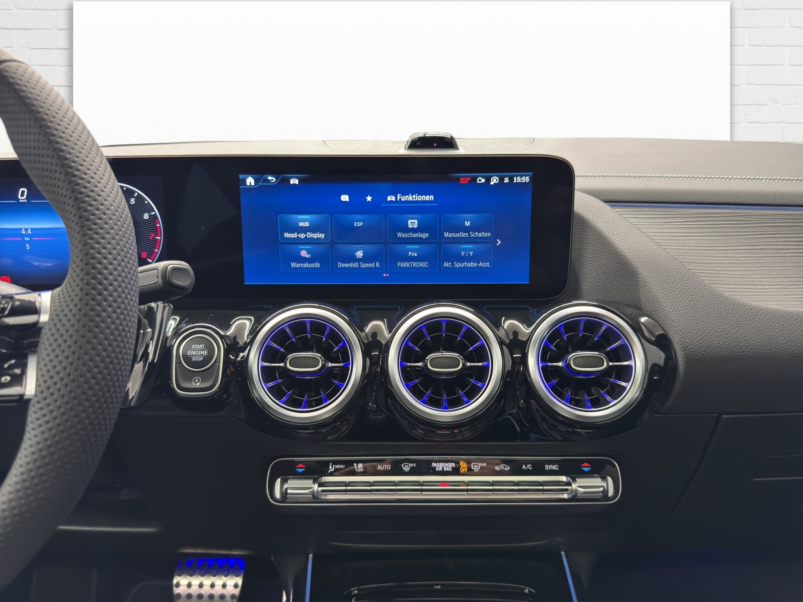 MERCEDES-BENZ GLA 250 Swiss Star - 9