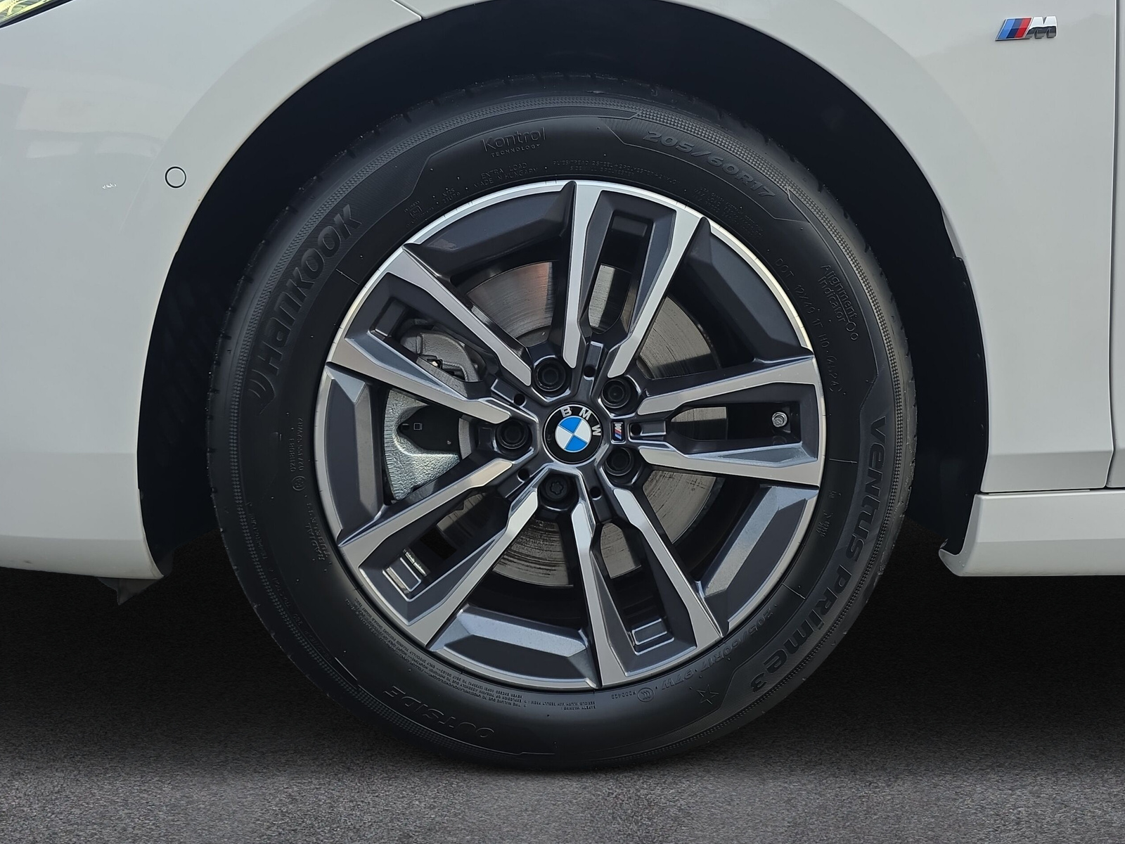 BMW 223i M Sport xDrive Active Tourer U06 (CH) AHK 1.5T - 9