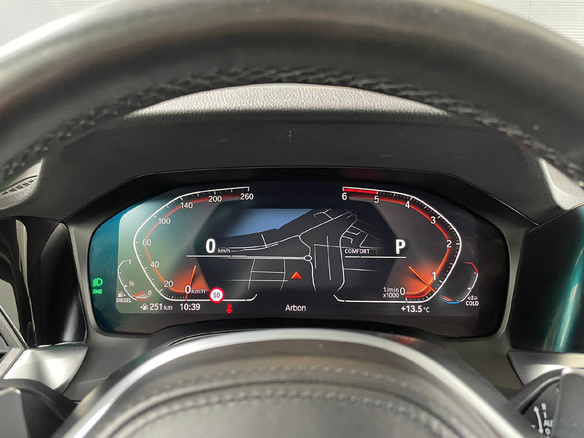 BMW 330d xDrive SAG Touring-8