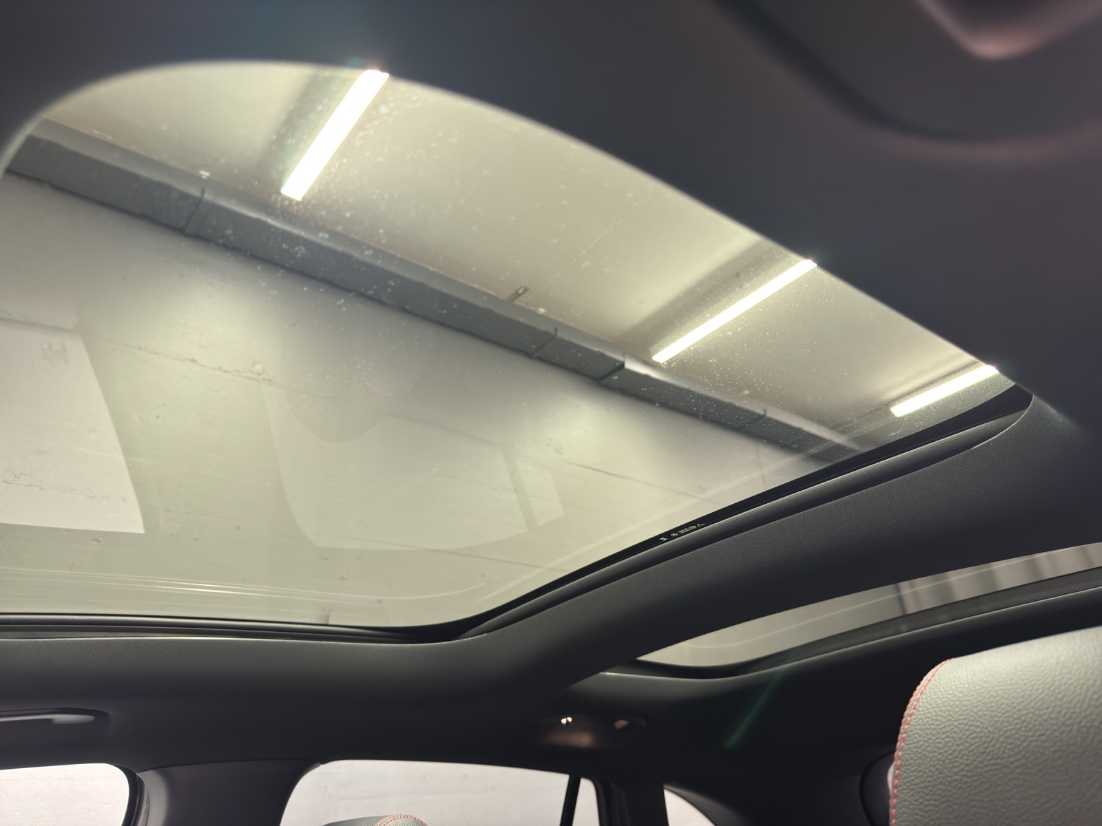 MERCEDES-BENZ GLA 250 AMG Line 4Matic Swiss Star - 16