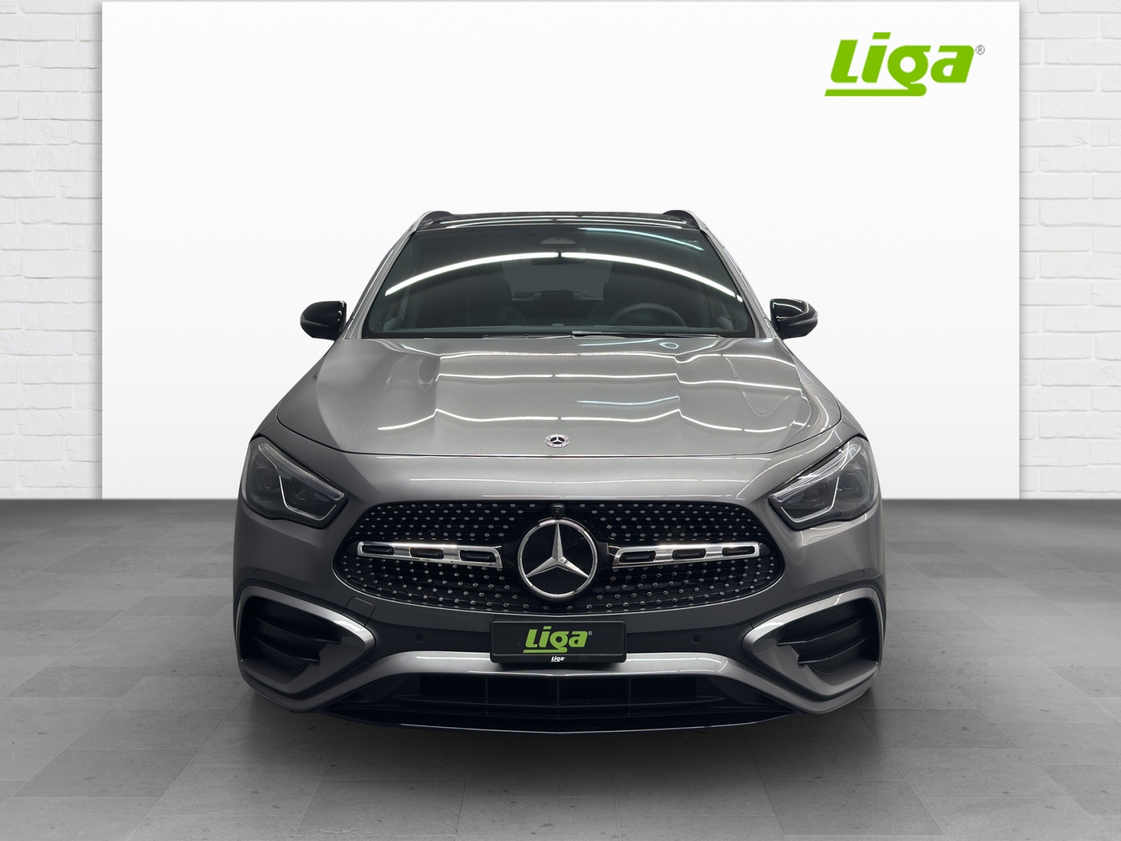 MERCEDES-BENZ GLA 250 AMG Line 4Matic Swiss Star - 2