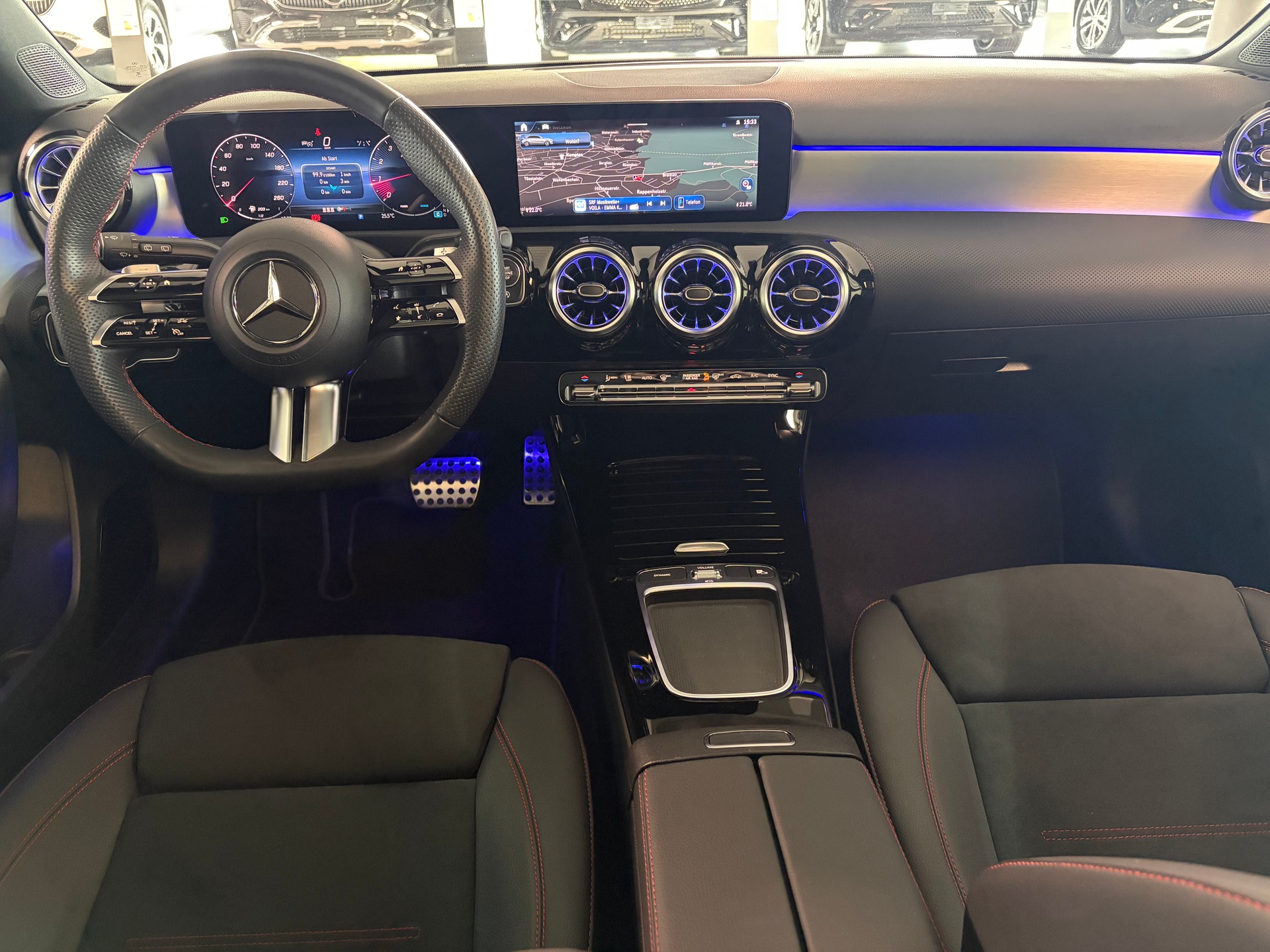 MERCEDES-BENZ A 250 4Matic 8G-DCT - 7