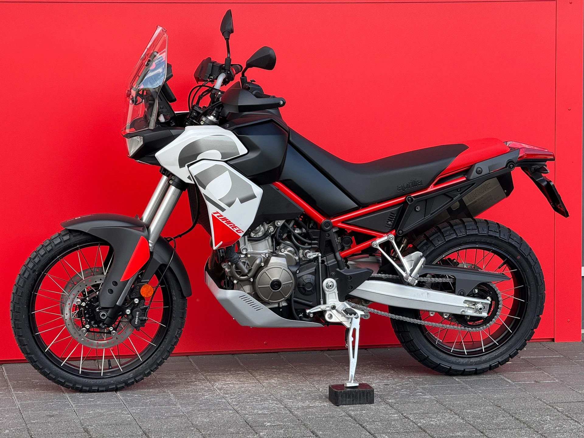 APRILIA Tuareg 660 - 11