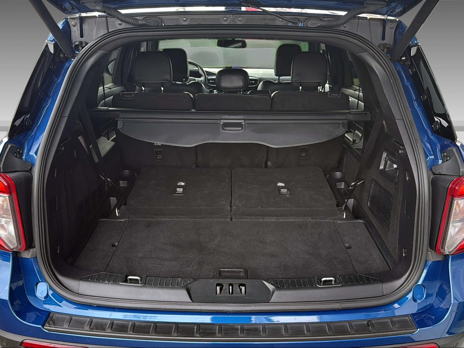 FORD Explorer 3.0 V6 Plug-in Hybrid ST-Line - 10