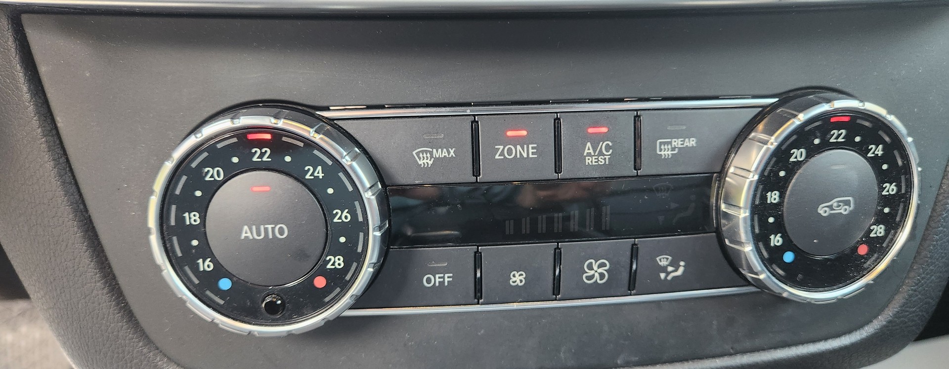 MERCEDES-BENZ ML 350 BlueTEC 4Matic 7G-Tronic - 8