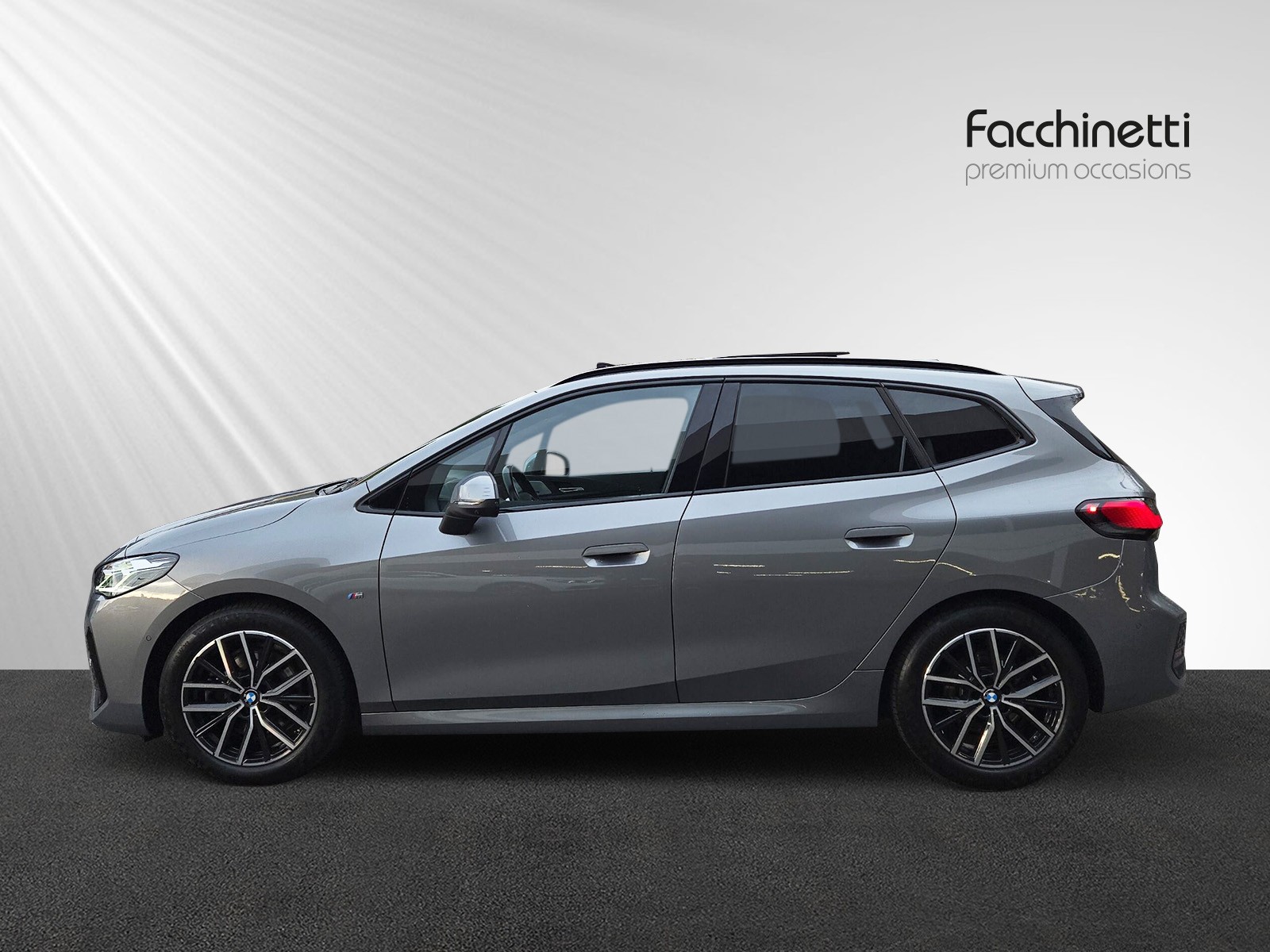 BMW 223i Active Tourer xDrive M Sport DKG - 2