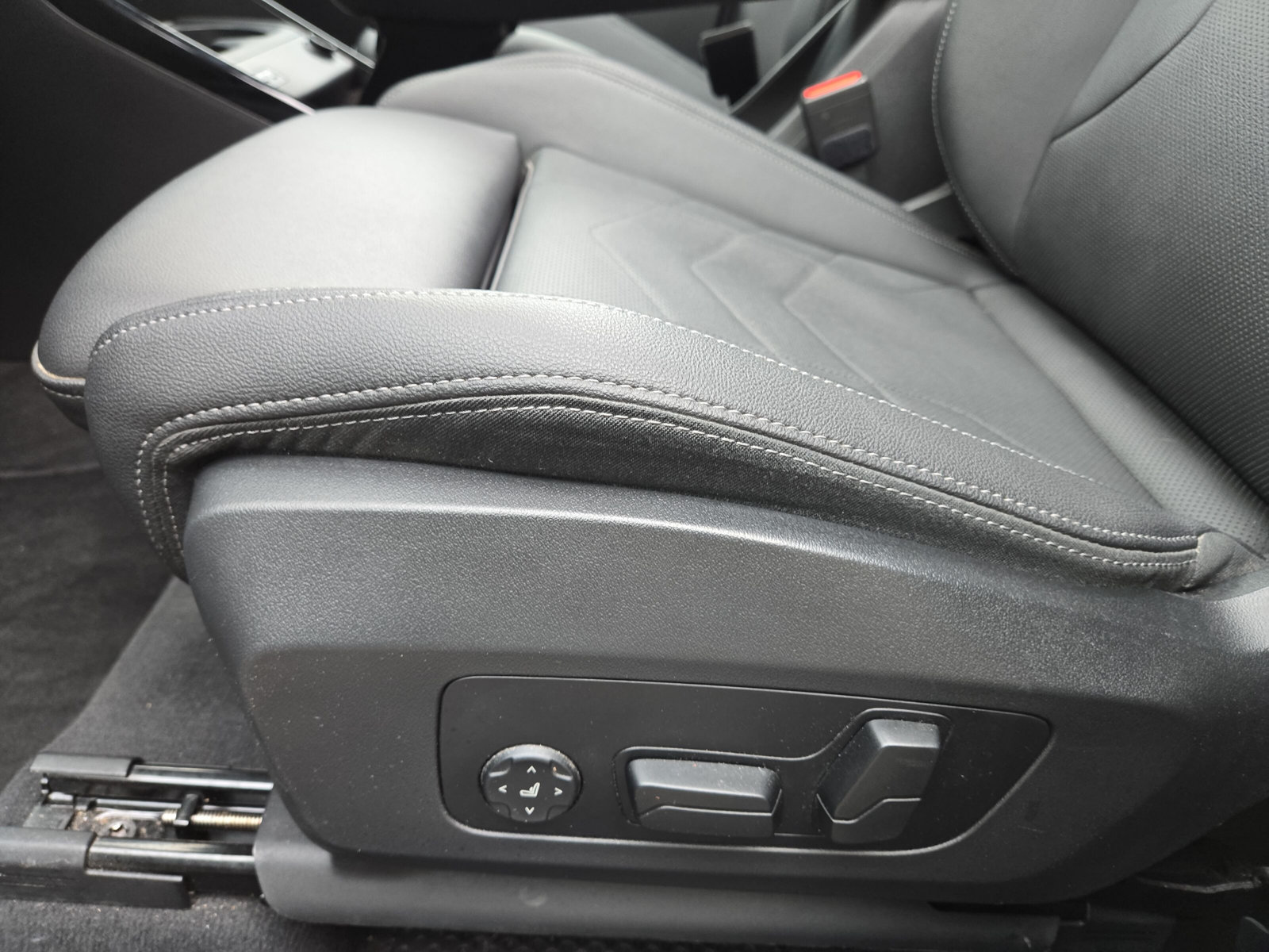 BMW 223i Active Tourer xDrive M Sport DKG - 19