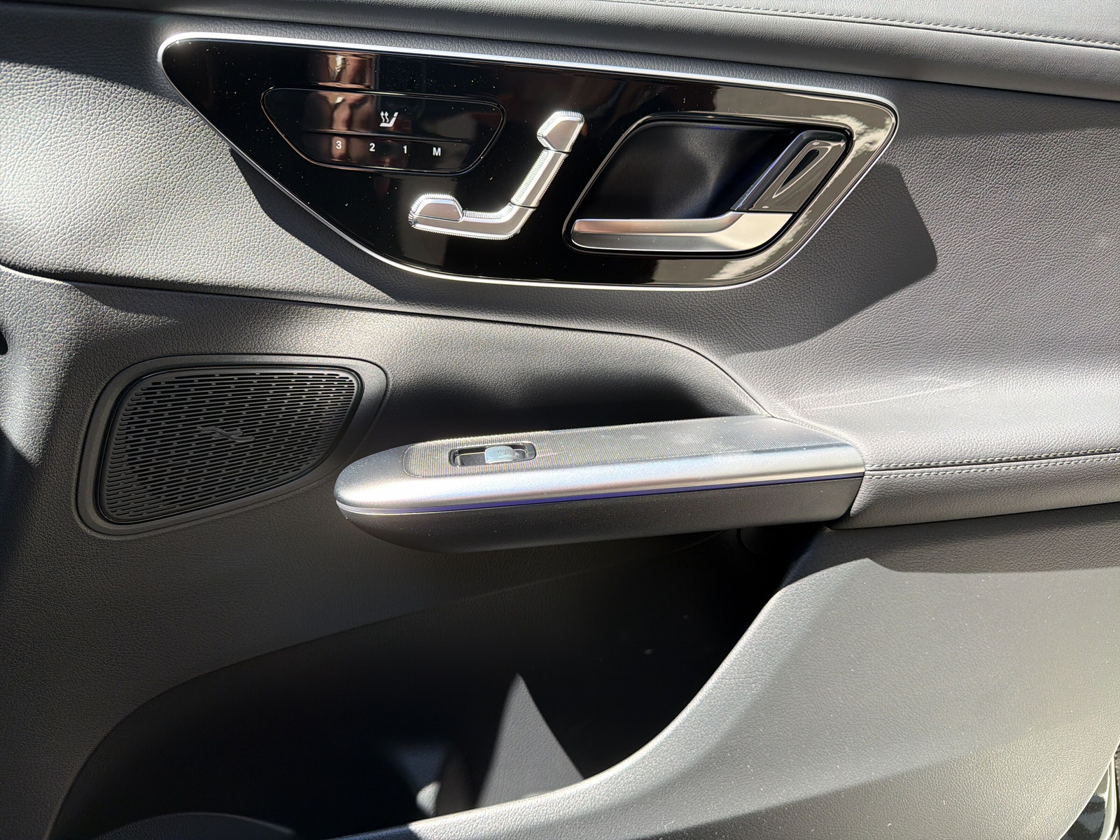 MERCEDES-BENZ GLC 220 d 4Matic 9G-Tronic - 17