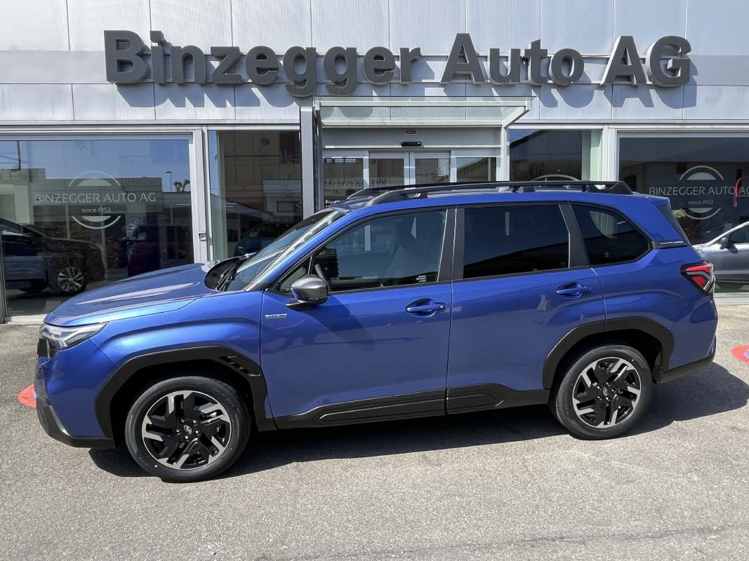 SUBARU Forester Station 2.0i e-Boxer Swiss Plus - 2