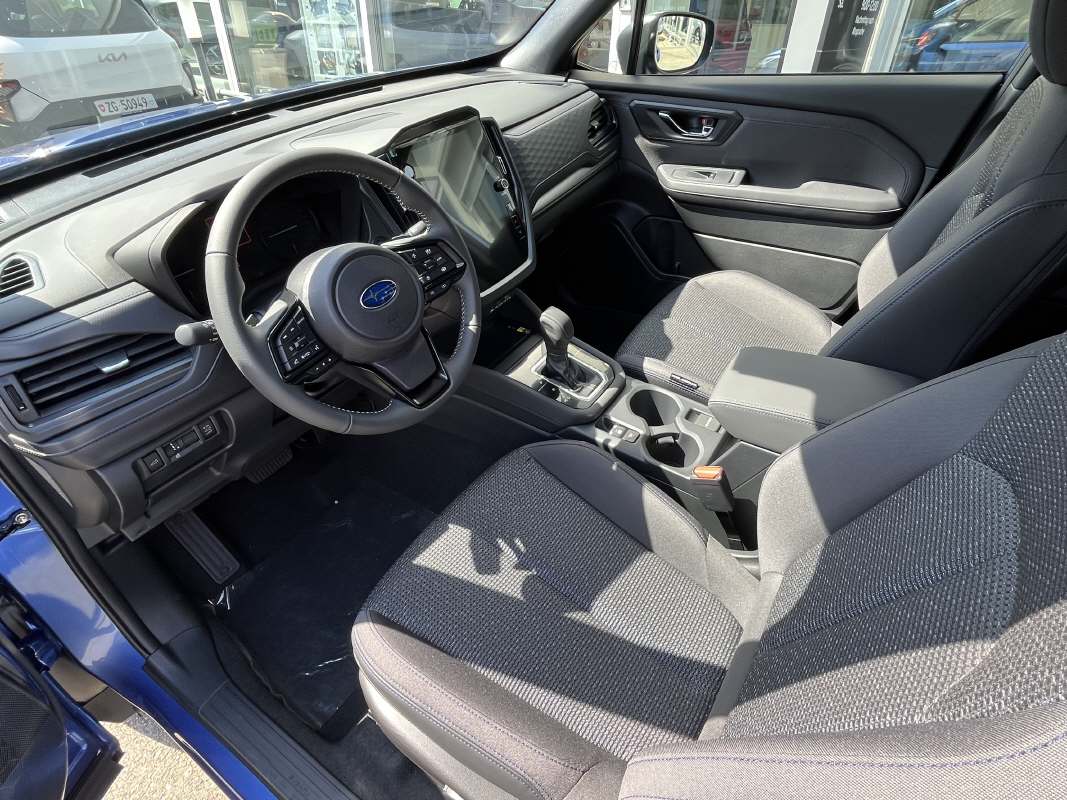 SUBARU Forester Station 2.0i e-Boxer Swiss Plus - 3