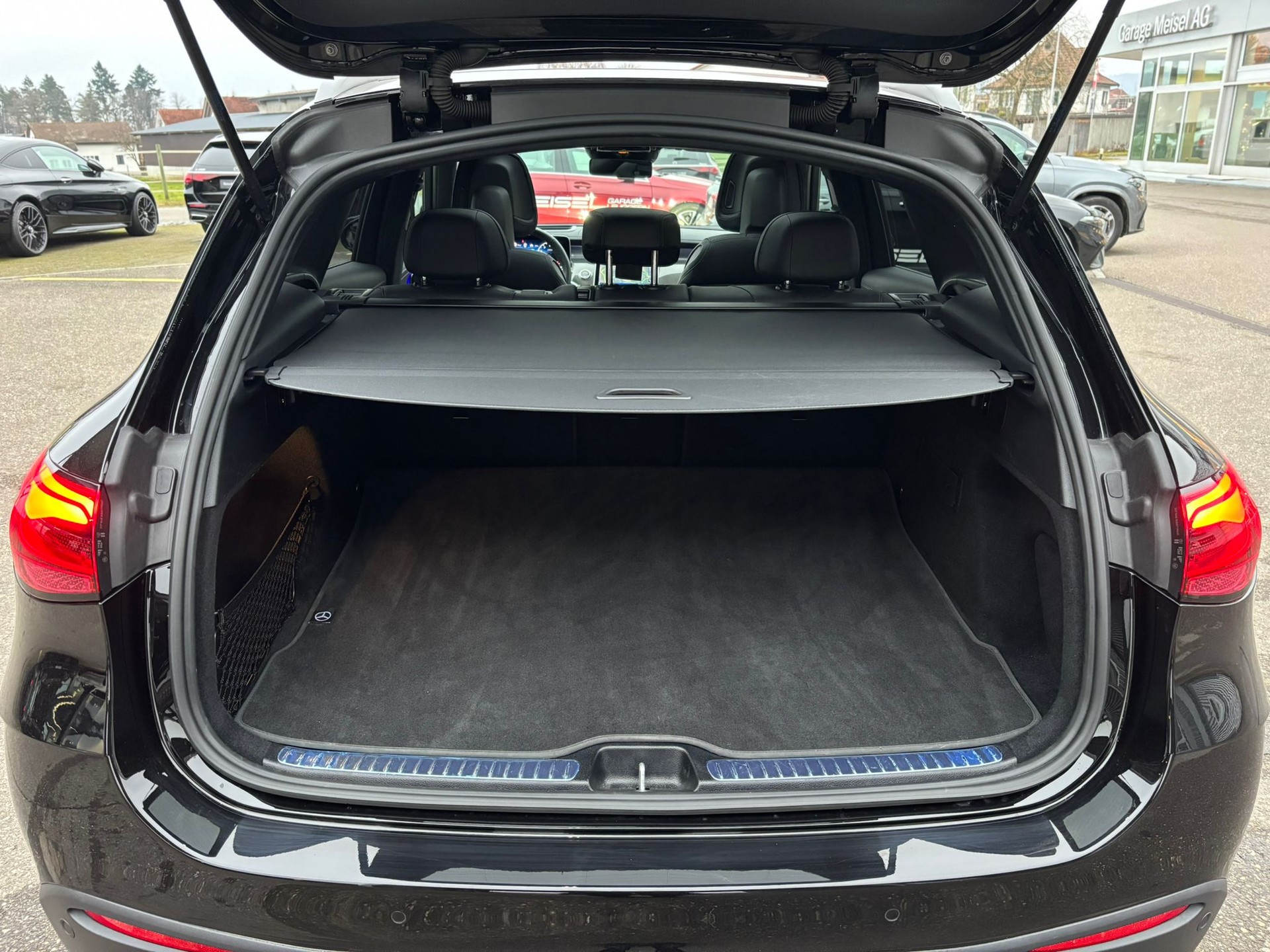 MERCEDES-BENZ GLC 200 AMG-Line 4Matic - 13