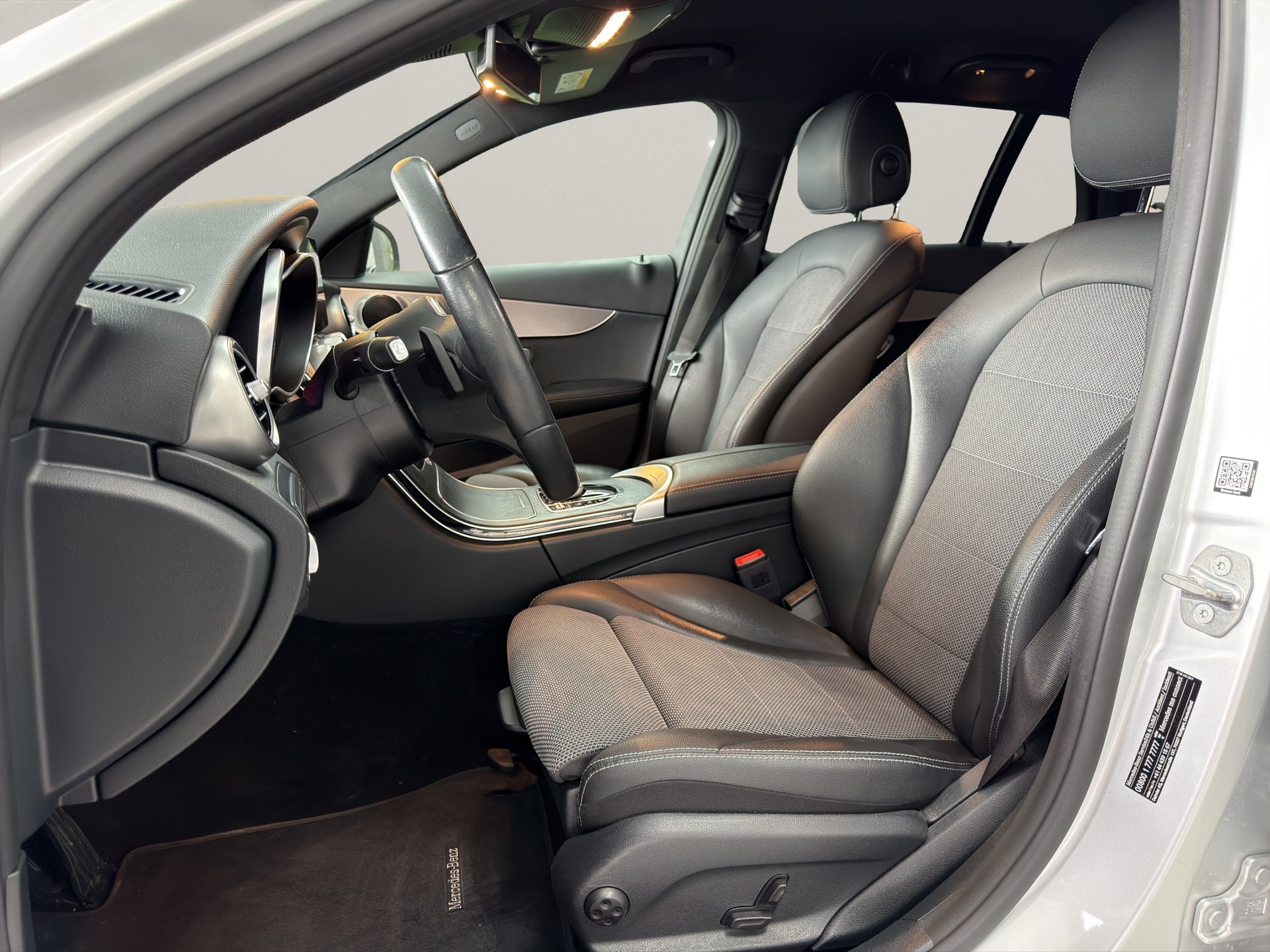 MERCEDES-BENZ C 220 d Swiss Star Avantgarde 4M 9G-Tronic - 6