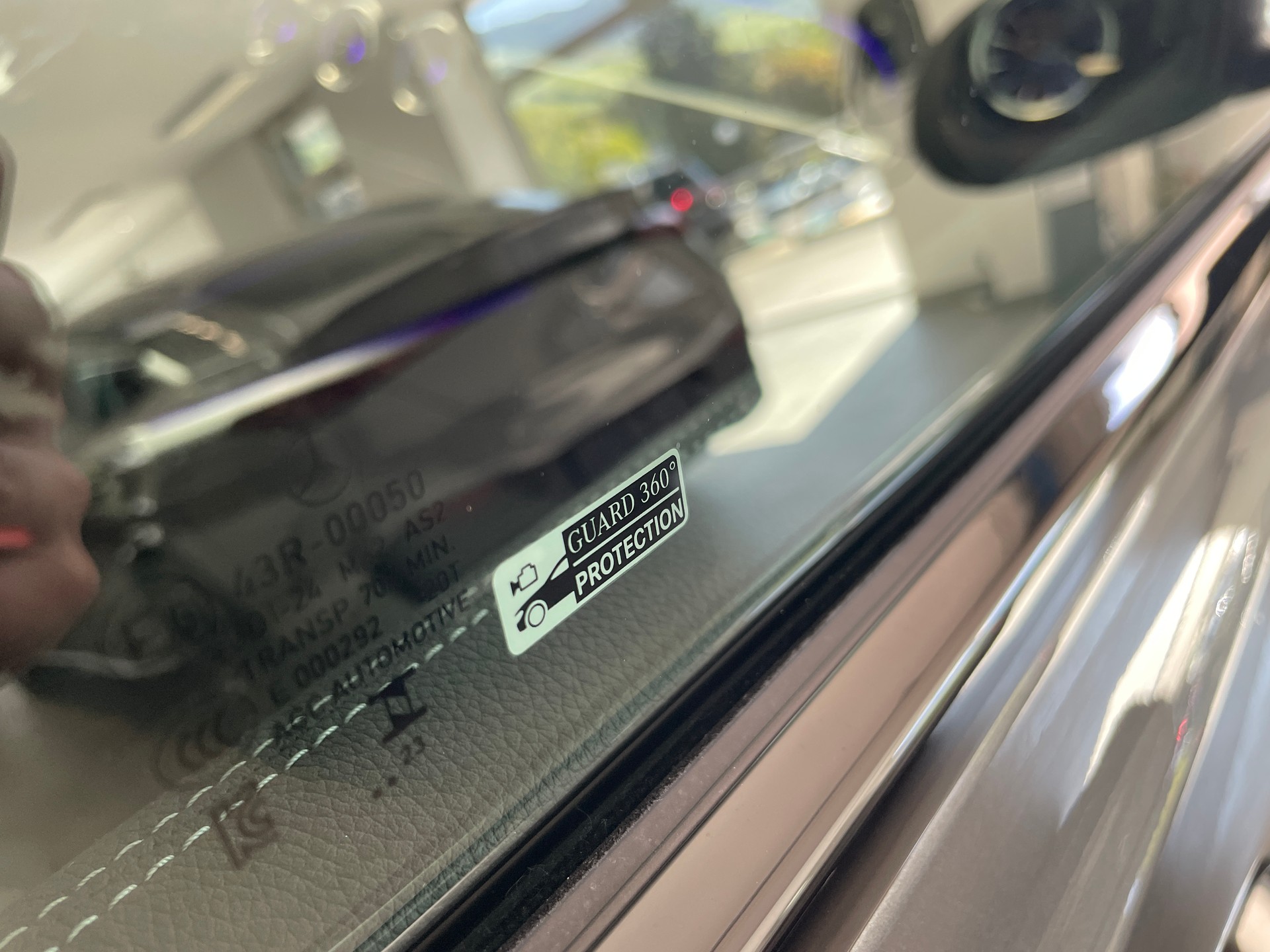 MERCEDES-BENZ EQB 350 AMG Line 4Matic 7 places - 26