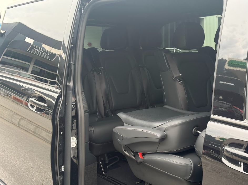 MERCEDES-BENZ V 300 d Exclusive L SWISS EDITION 4MATIC - 17