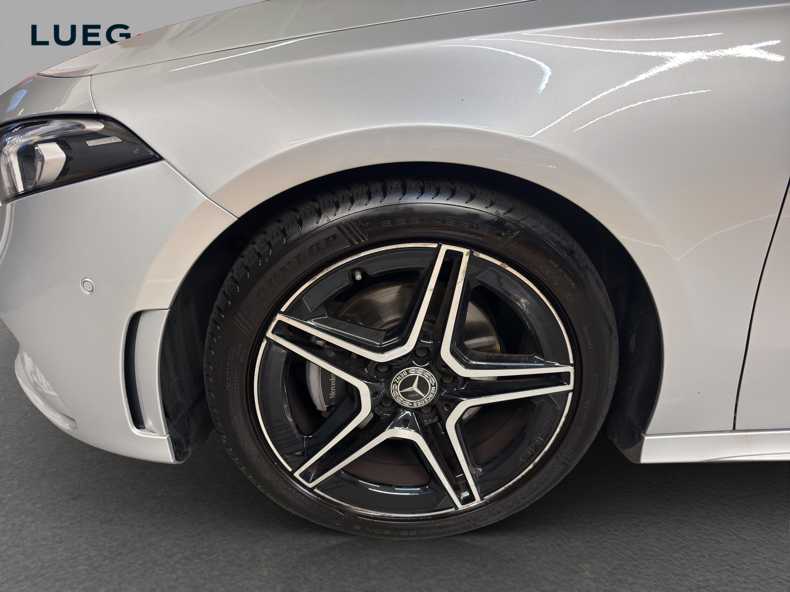 MERCEDES-BENZ A 200 4M - AMG / Rückfahrkamera / Soundsystem / metallic - 7