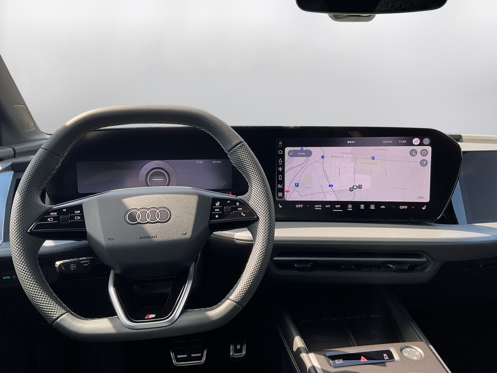 AUDI Q4 e-tron SUV quattro performance Swiss Ski - 7
