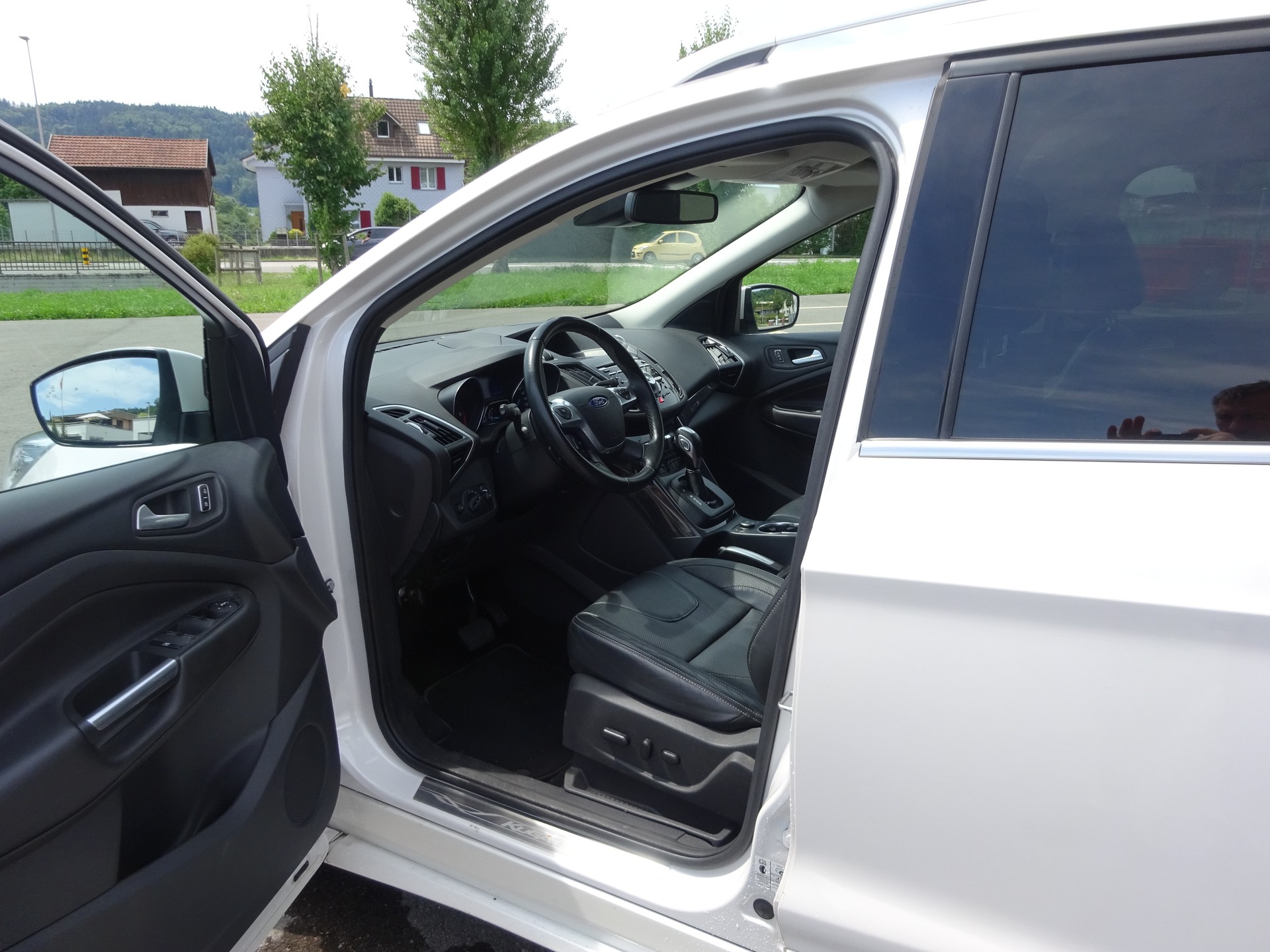 FORD Kuga 2.0 TDCi Titanium S 4WD PowerShift - 13