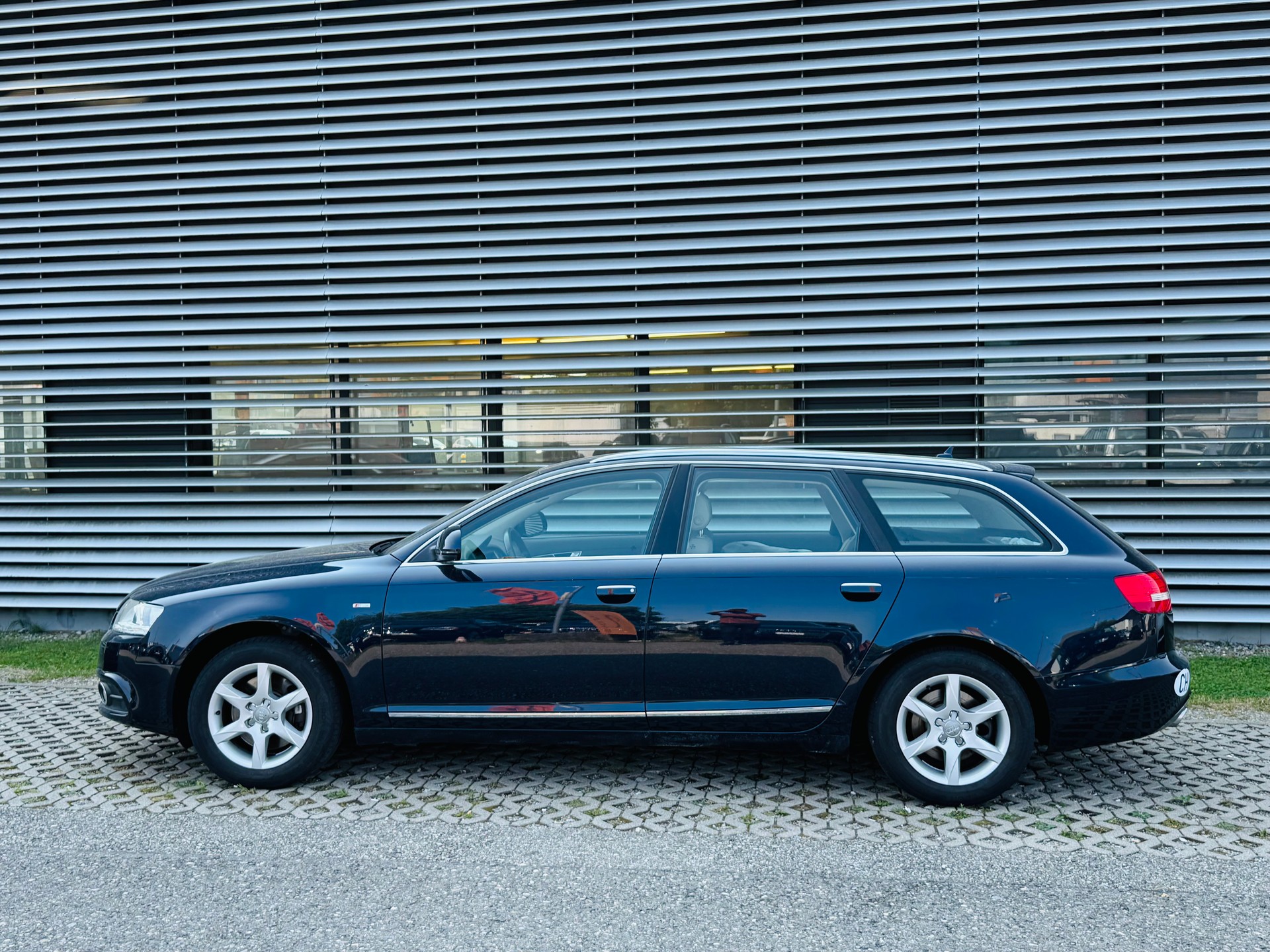 AUDI A6 Avant 2.0 TDI multitronic - 5