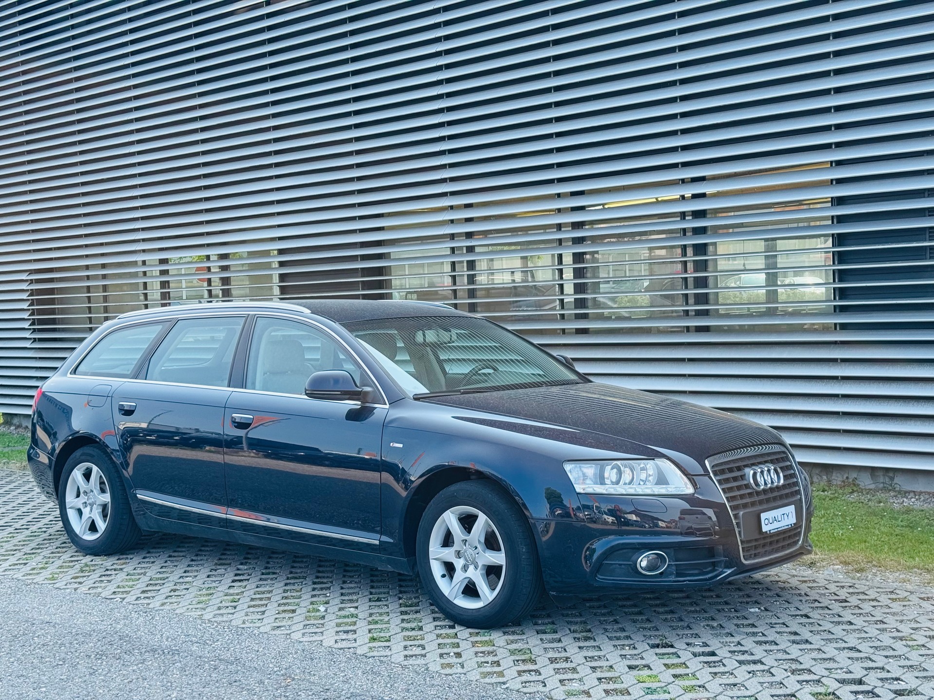AUDI A6 Avant 2.0 TDI multitronic - 8