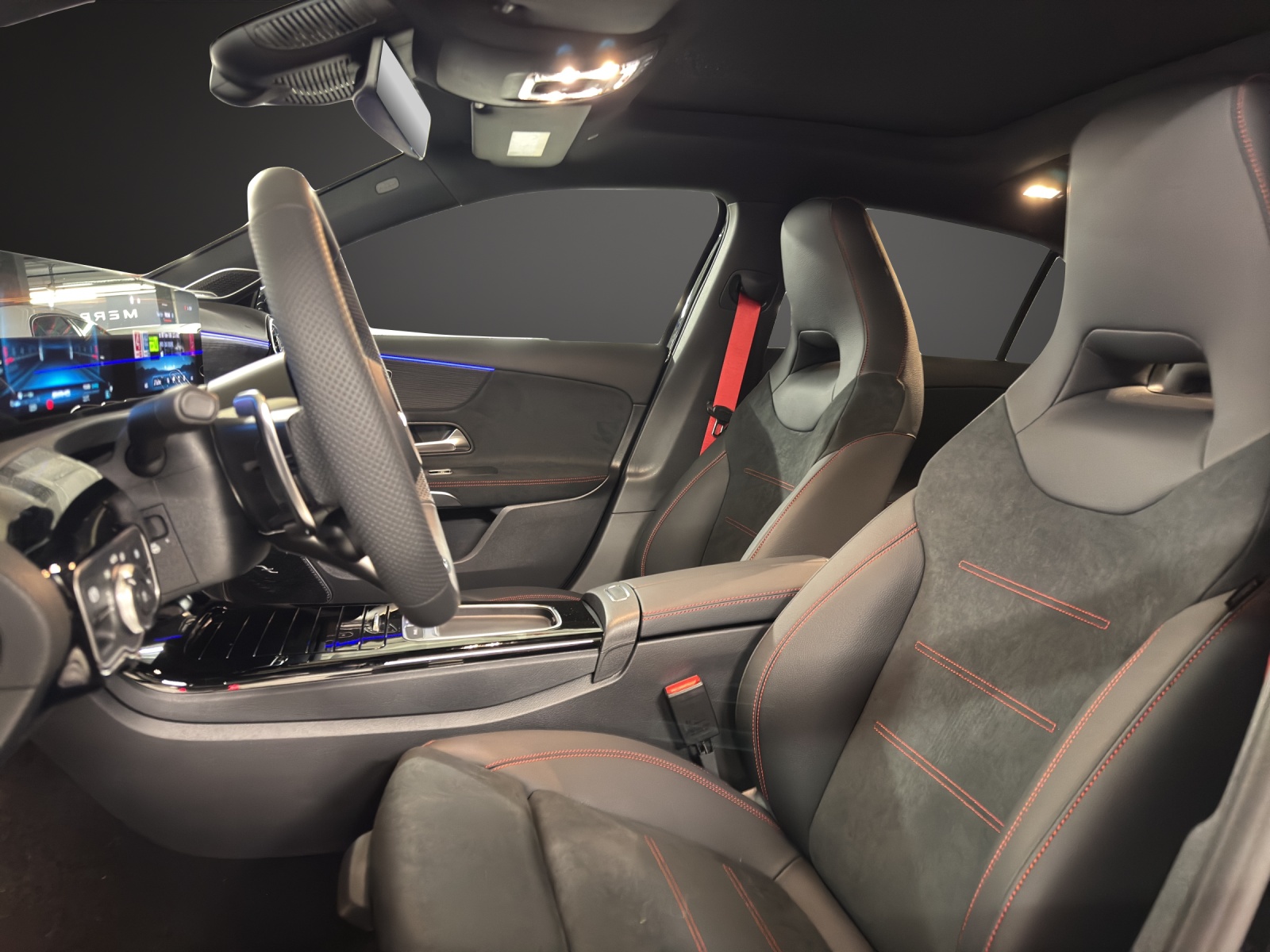 MERCEDES-BENZ A AMG 35 4Matic 8G-DCT - 10