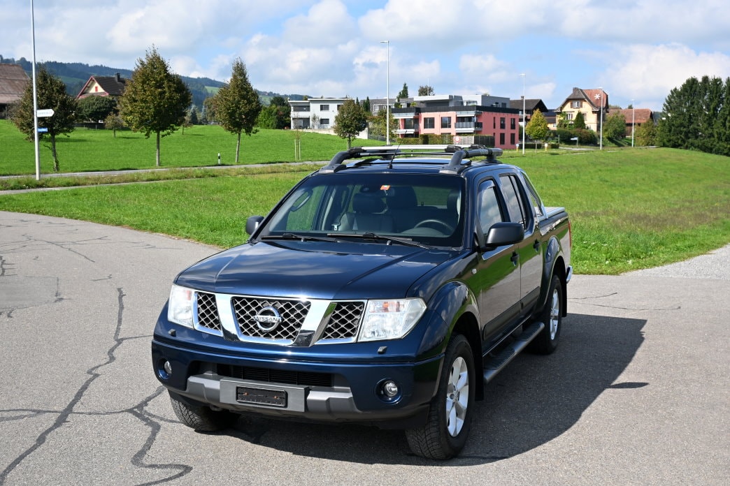 NISSAN Navara Double Cab LE 2.5 dCi 4WD