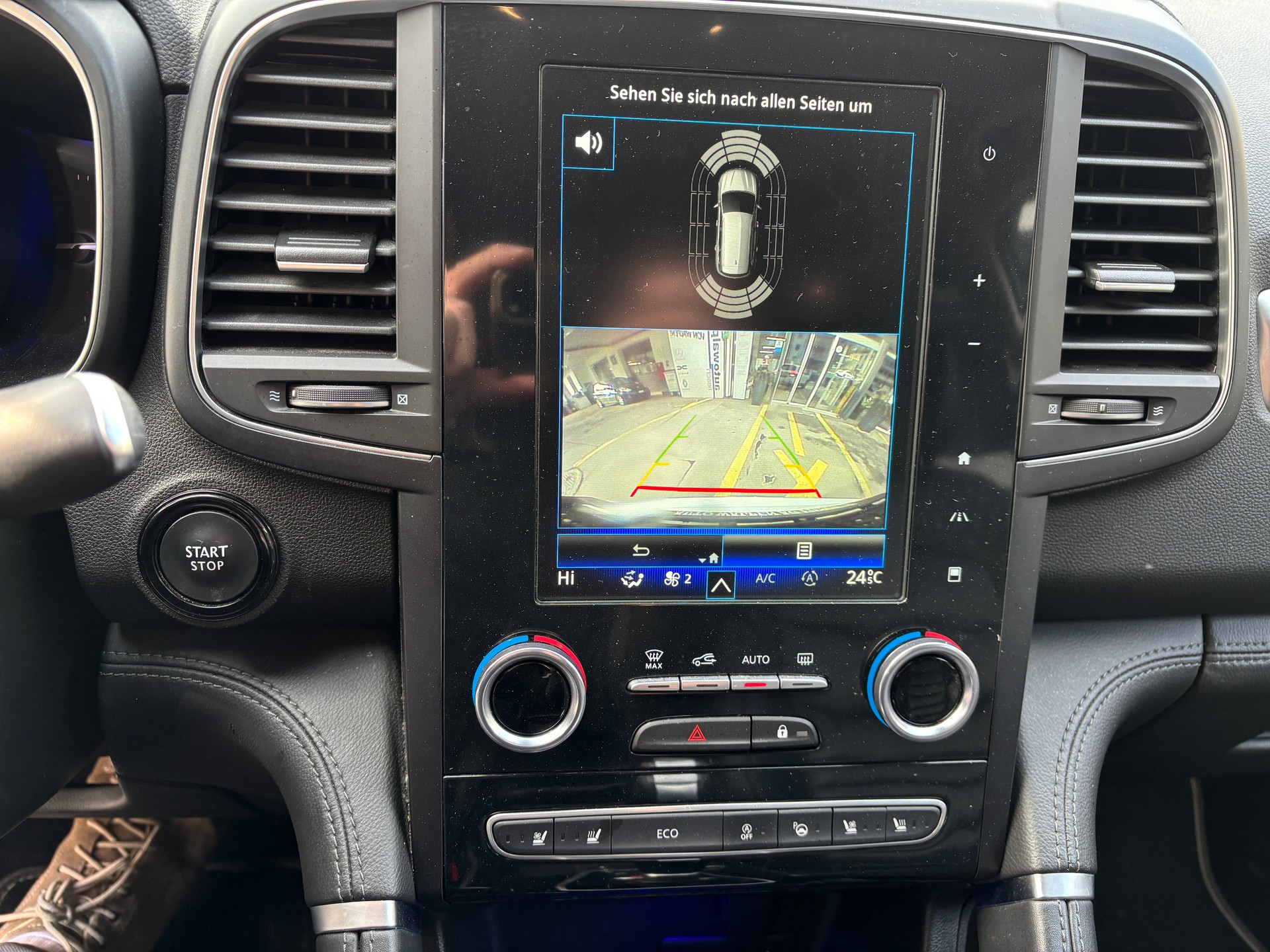 RENAULT Koleos 2.0 dCi Initiale Paris 4WD - 8