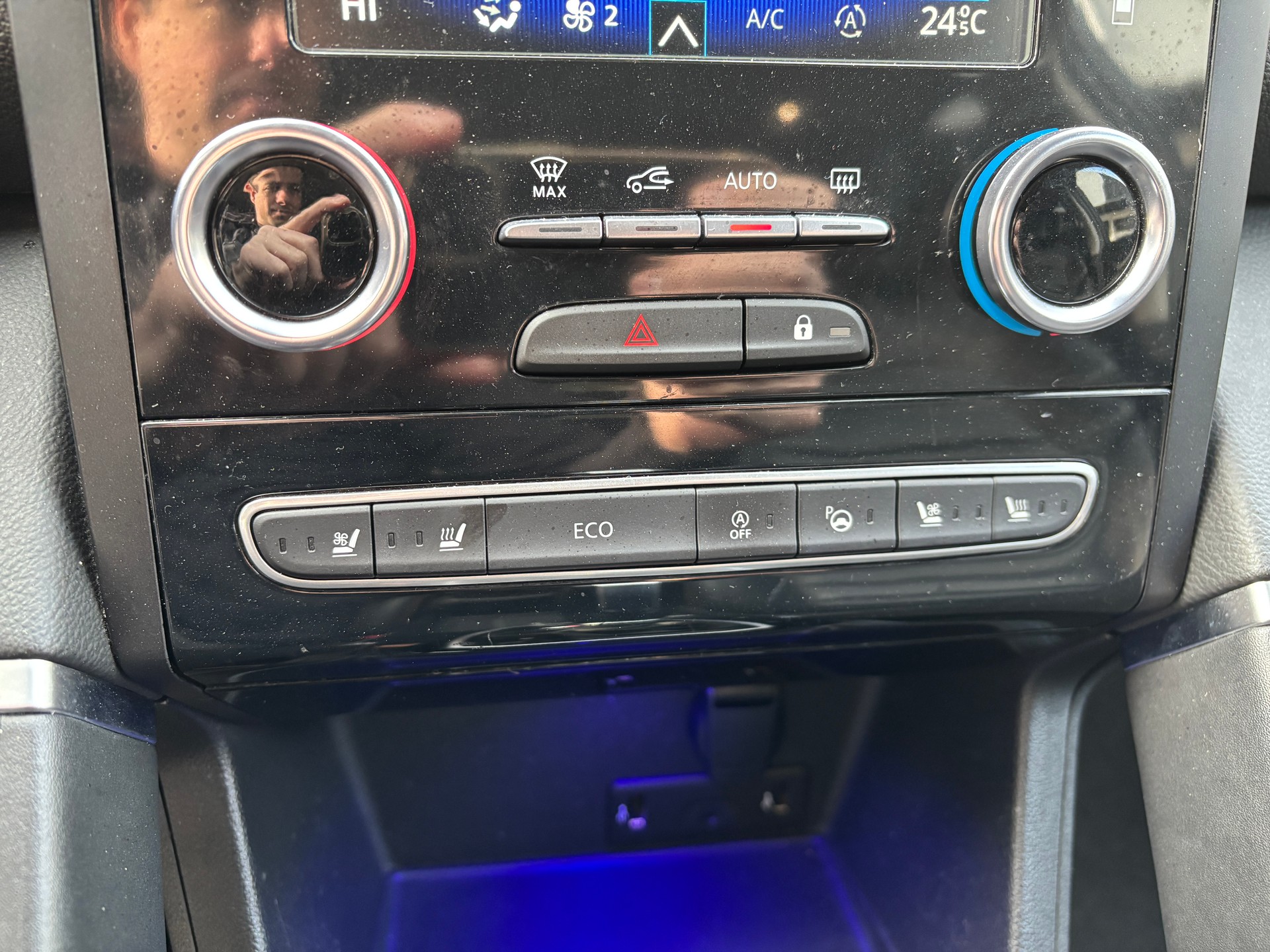 RENAULT Koleos 2.0 dCi Initiale Paris 4WD - 9