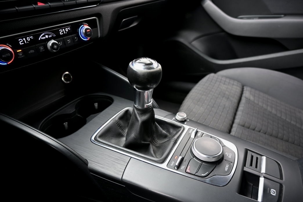 AUDI A3 Sportback 2.0 TDI Ambition quattro - 9