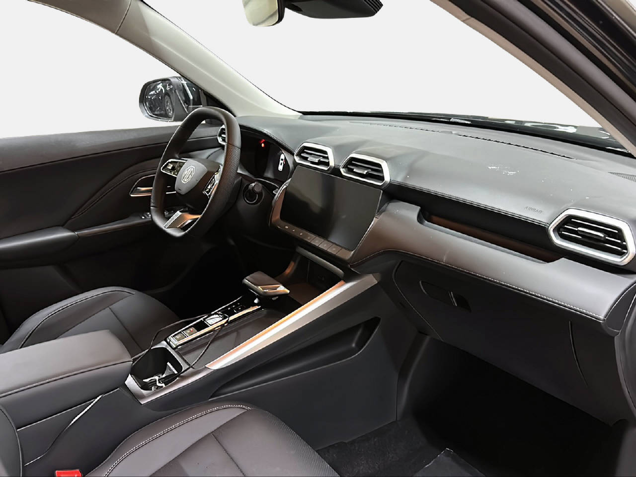 MG ZS 1.5 Hybrid+ Luxury - 13