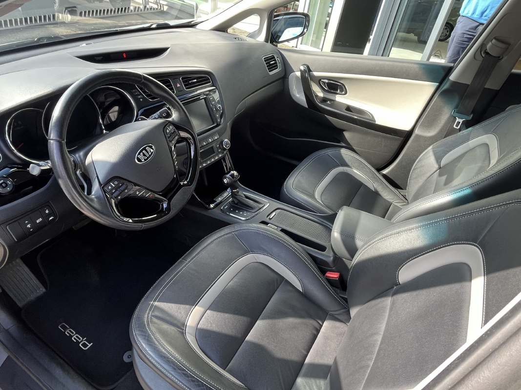 KIA Cee'd Sportswagon 1.6 GDi Style - 3