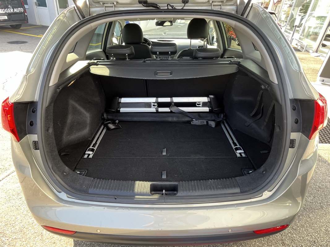 KIA Cee'd Sportswagon 1.6 GDi Style - 5