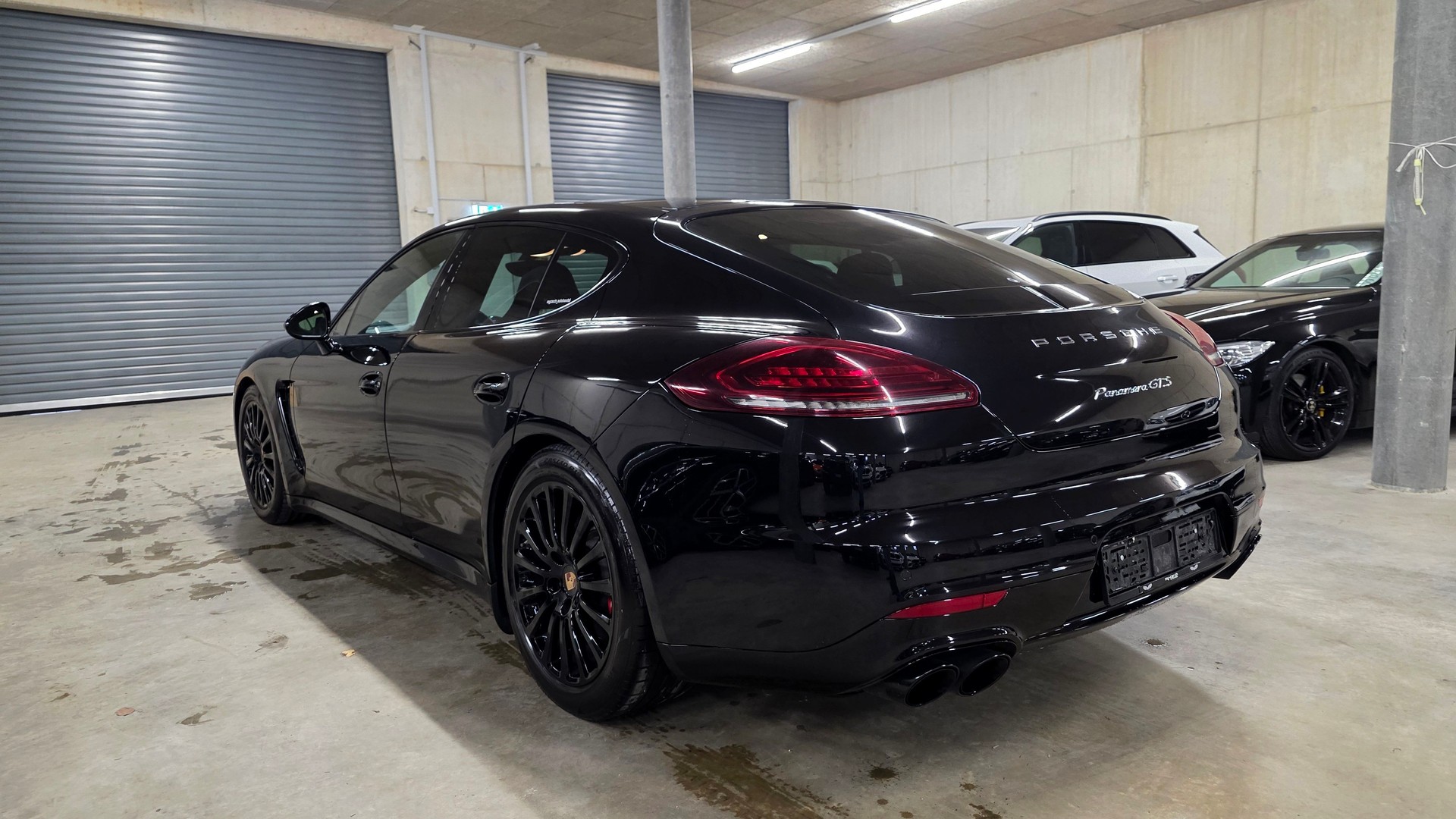 PORSCHE Panamera GTS 4.8 PDK - 3